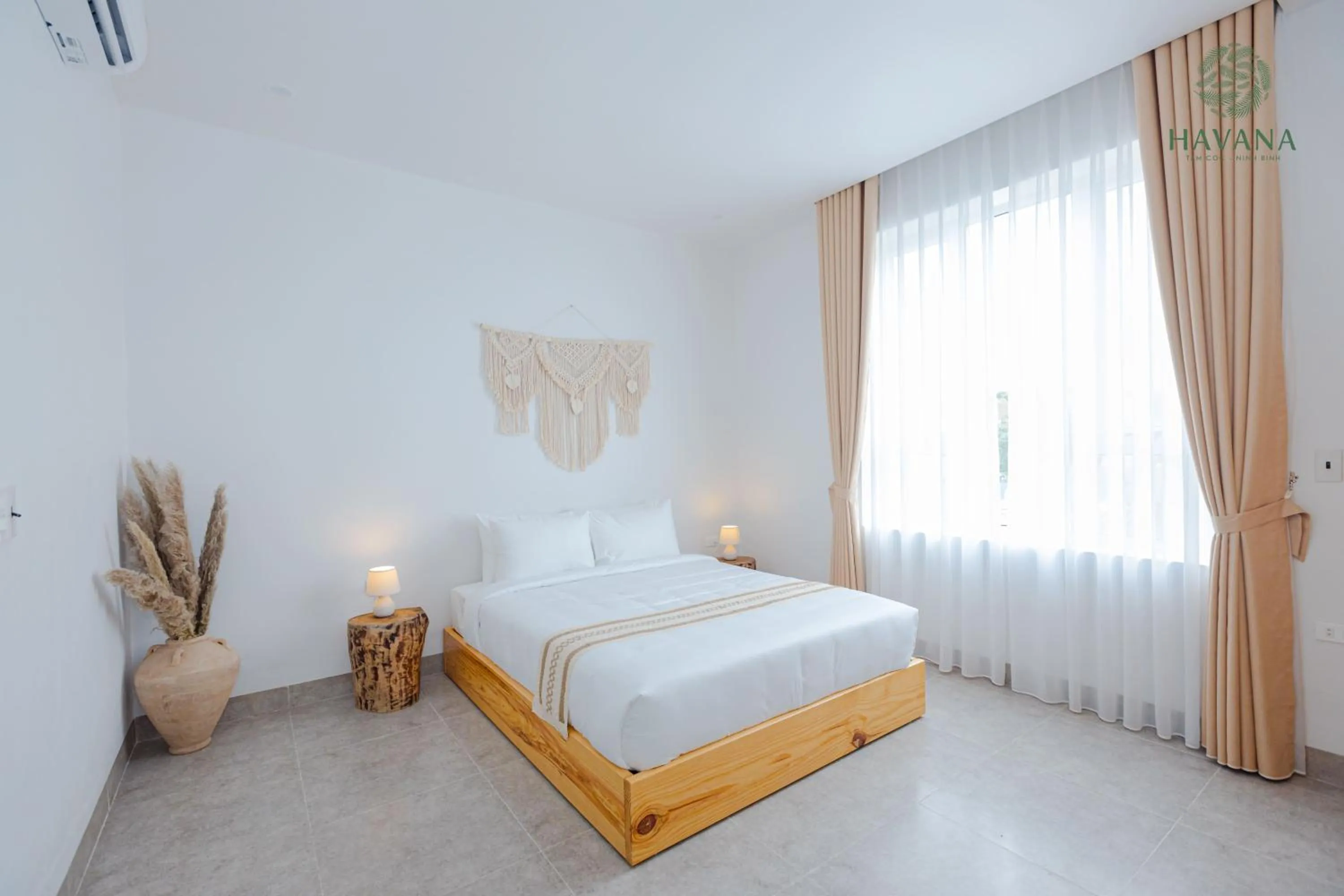 Bed in Havana Tam Coc Ninh Binh