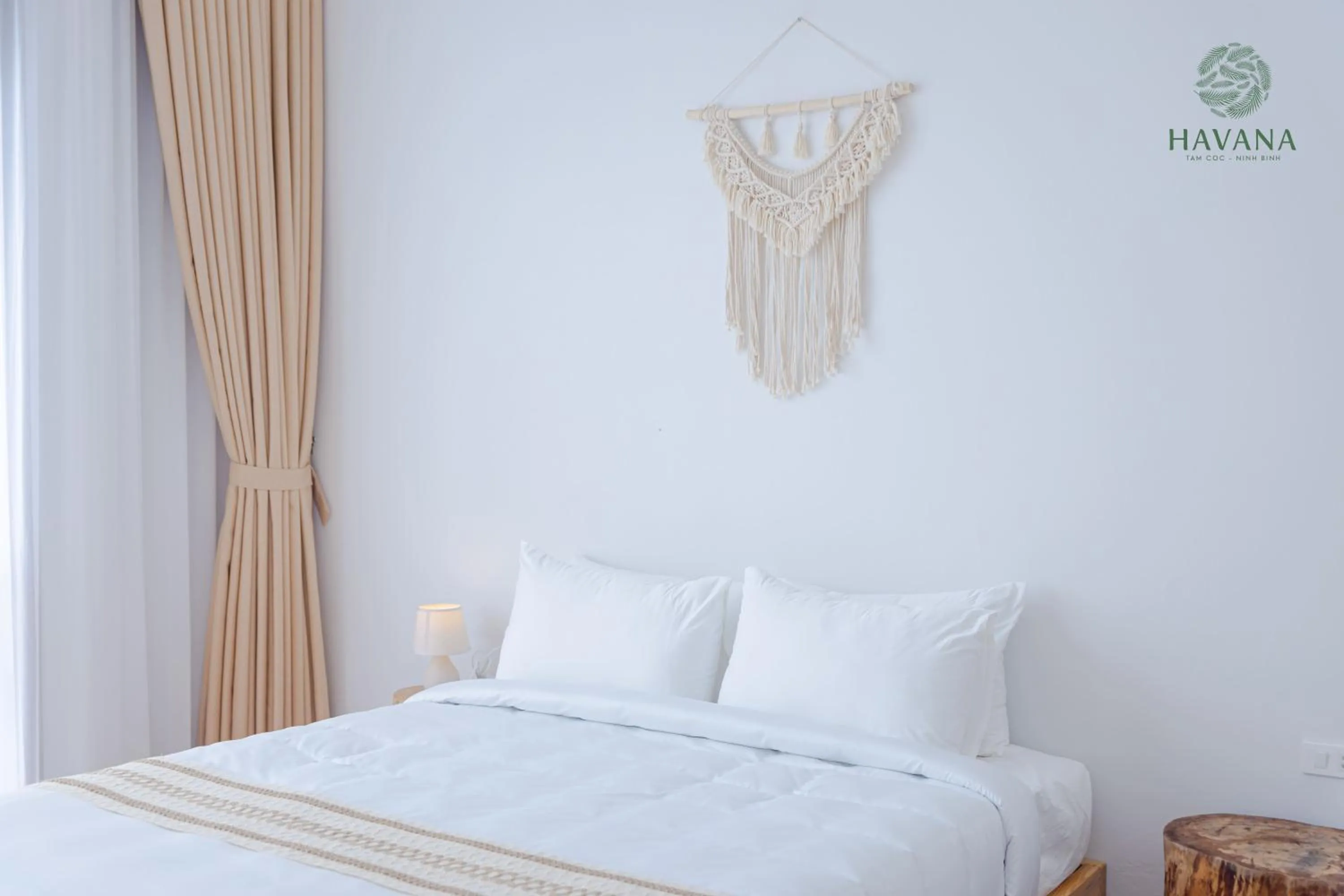 Bed in Havana Tam Coc Ninh Binh