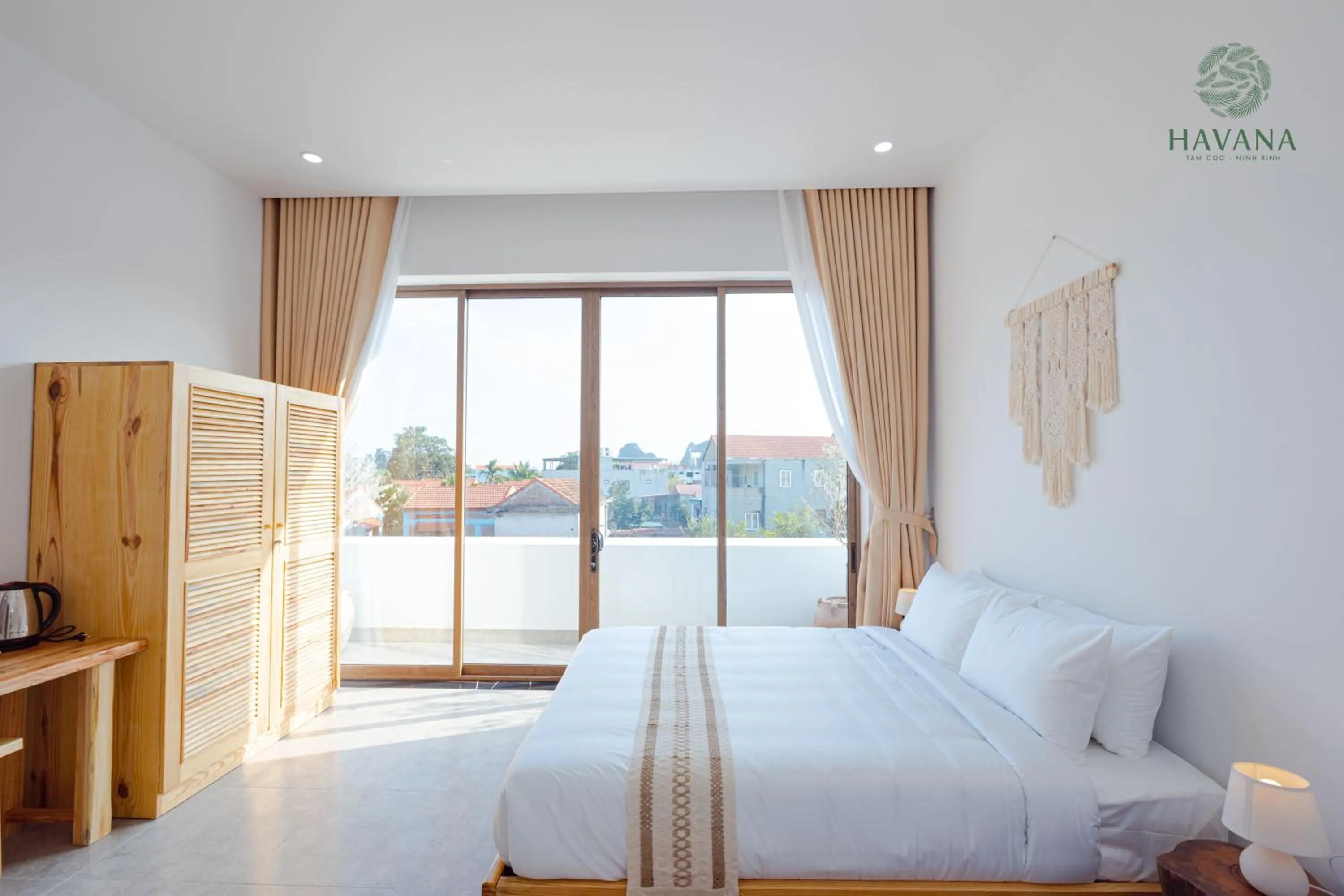 Bed in Havana Tam Coc Ninh Binh