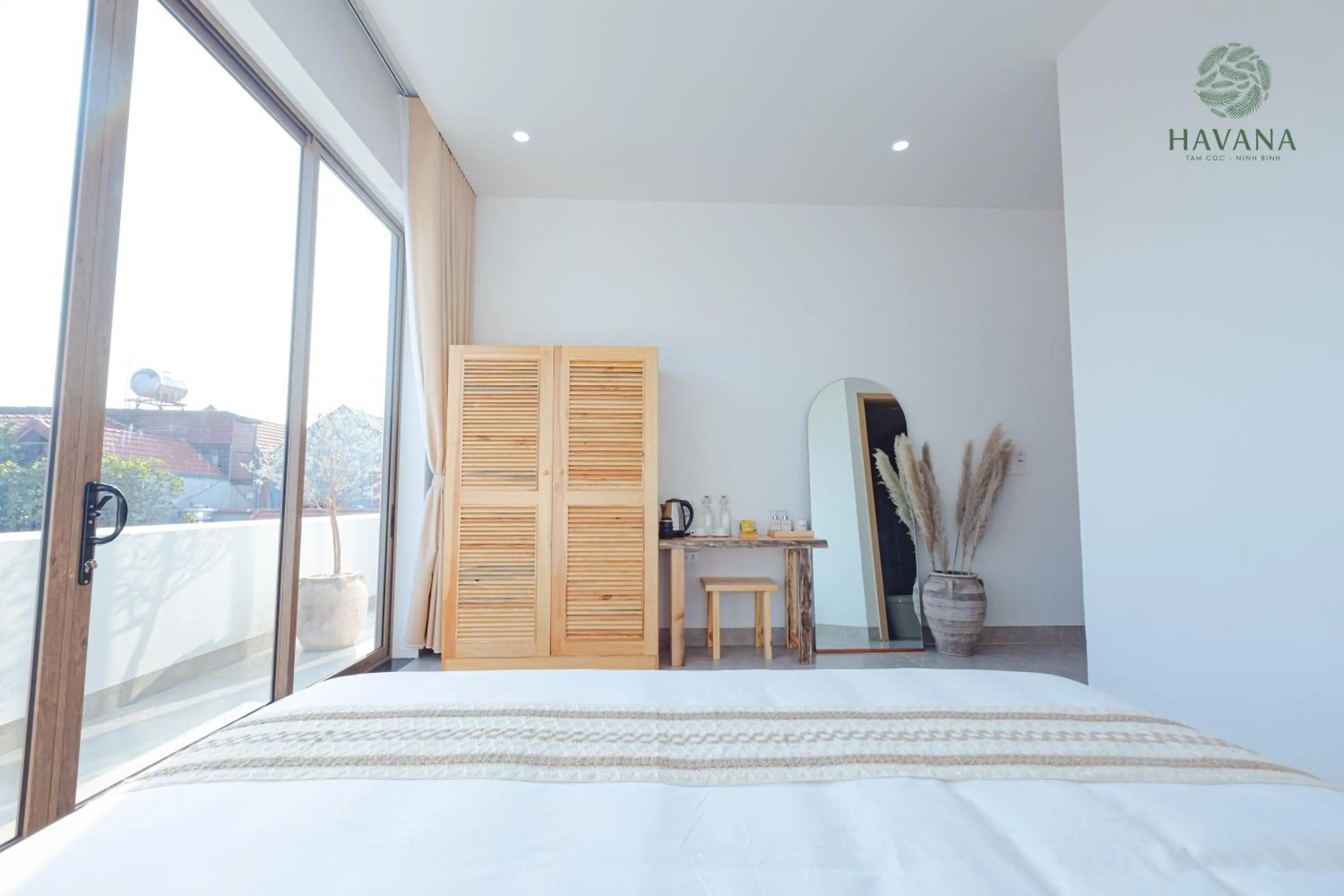 Bed in Havana Tam Coc Ninh Binh