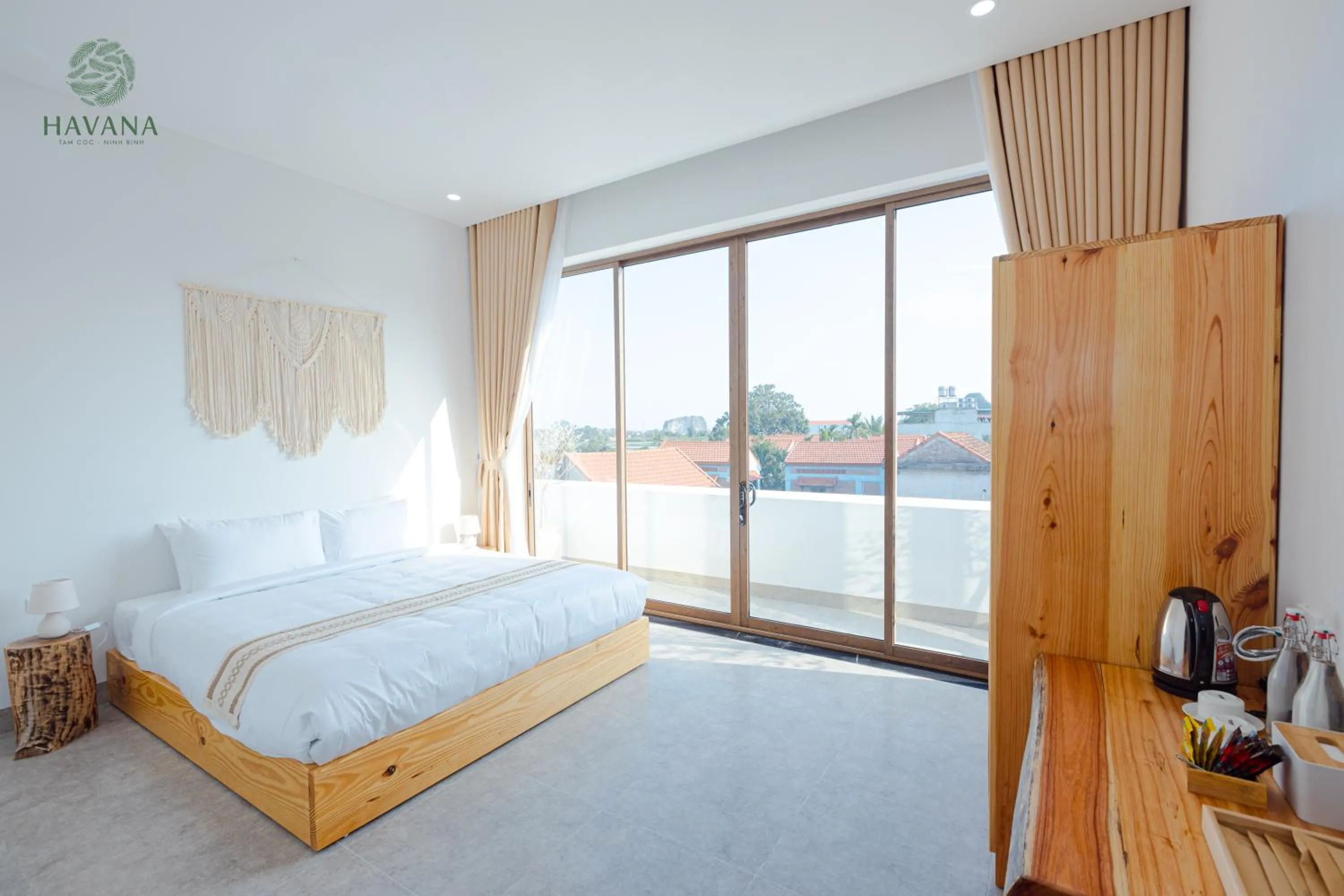 Bed in Havana Tam Coc Ninh Binh