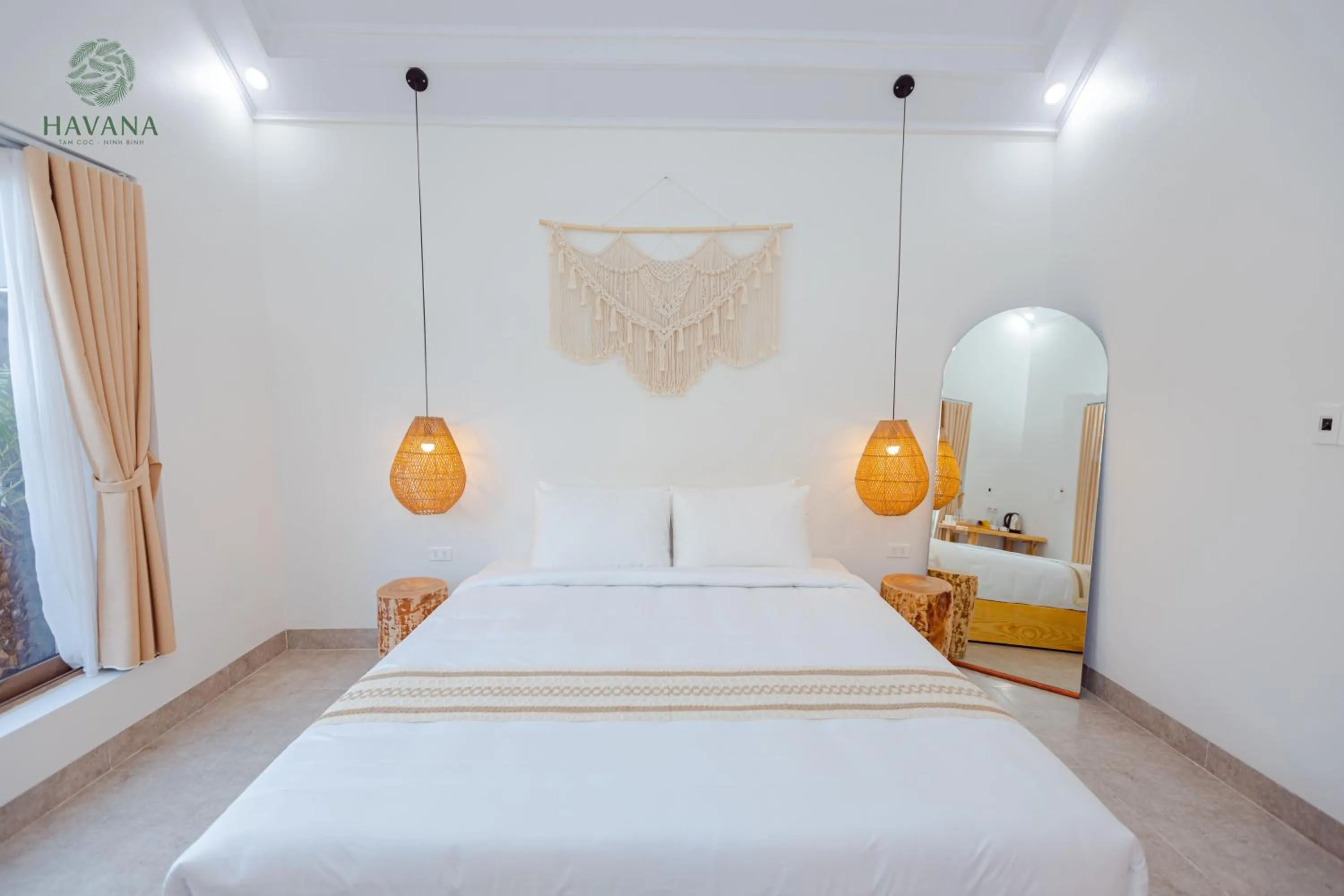 Bed in Havana Tam Coc Ninh Binh