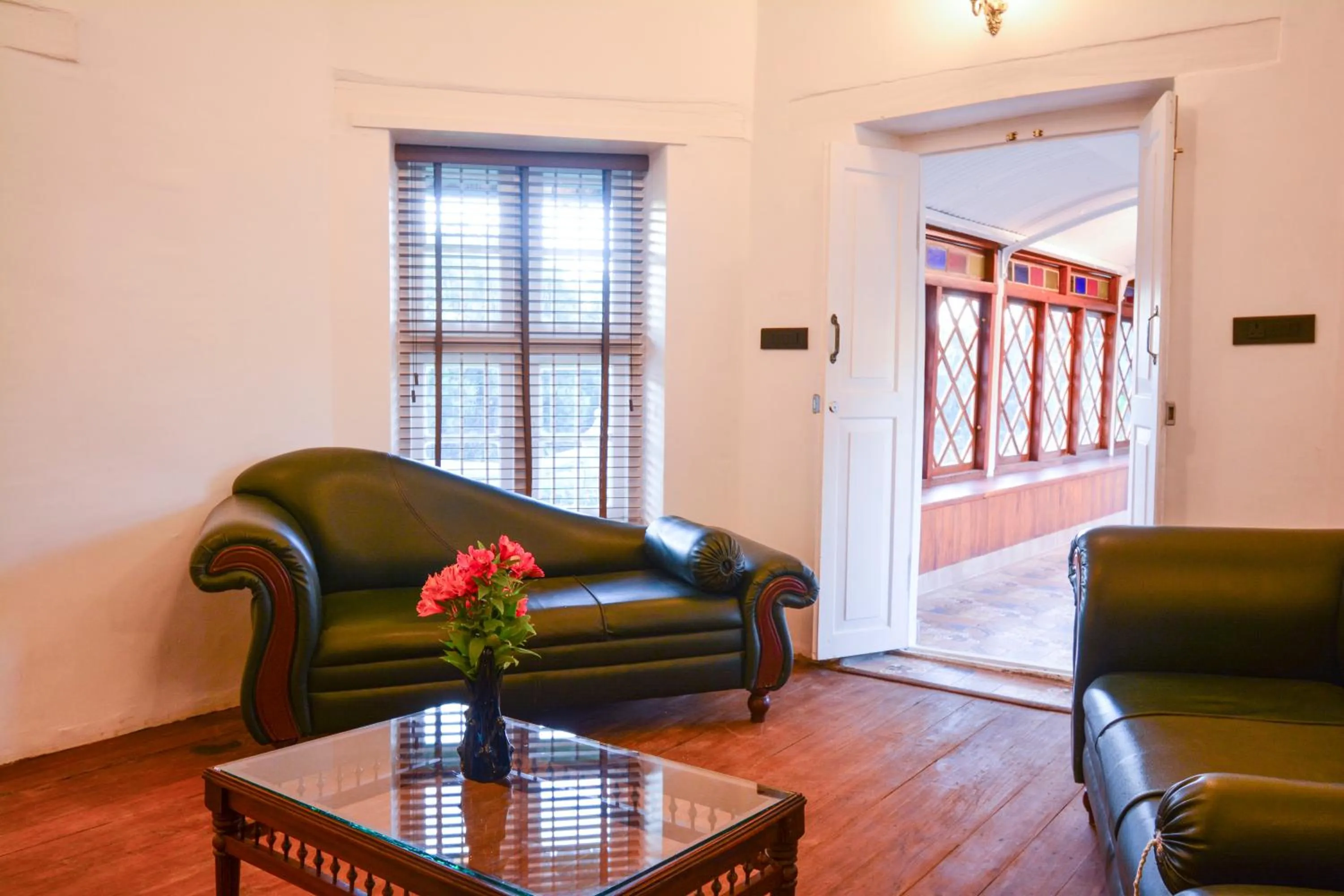 Living room in Craigmore By Kodai Resort Hotel