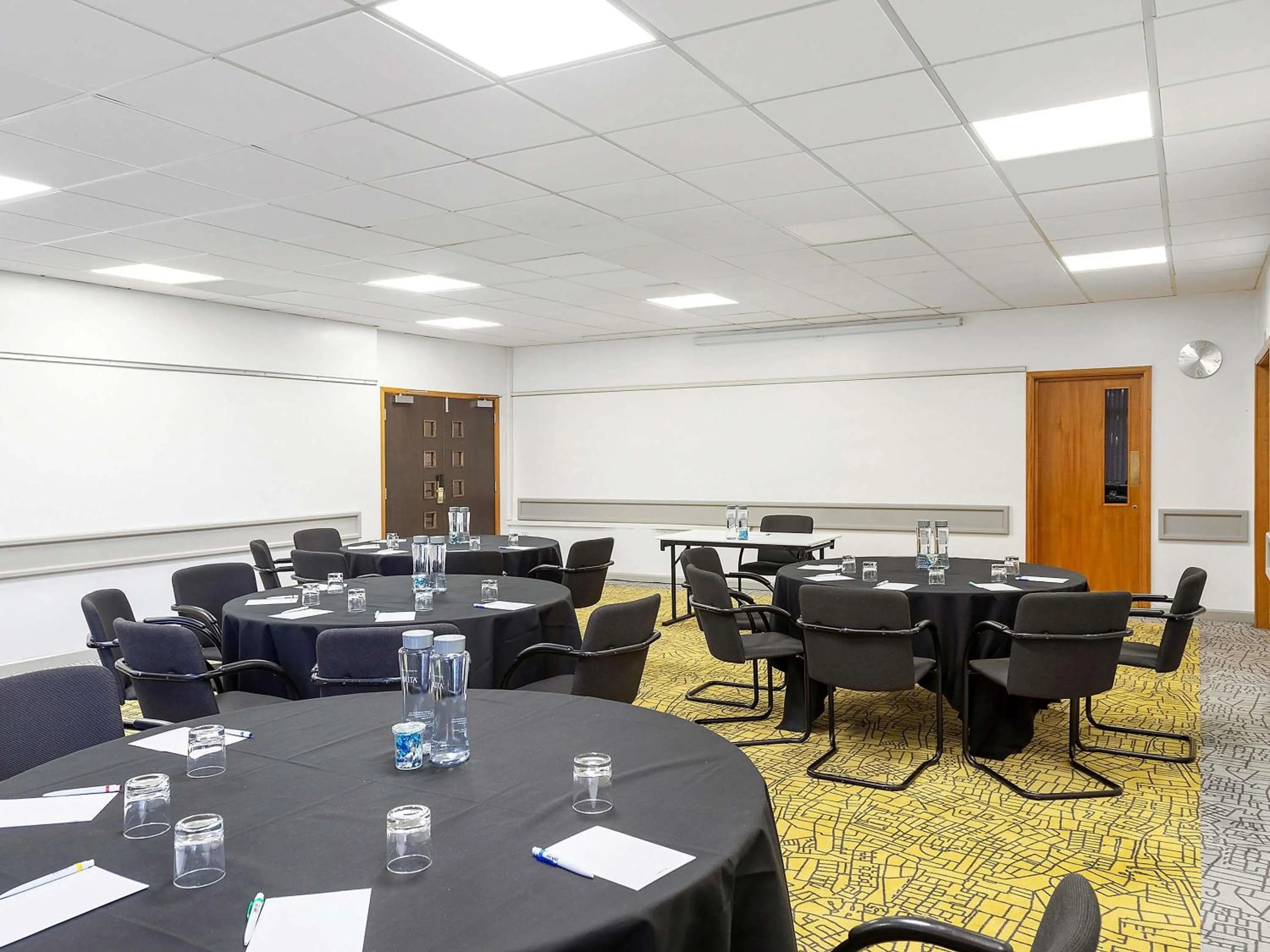 Meeting/conference room in Mercure Northampton