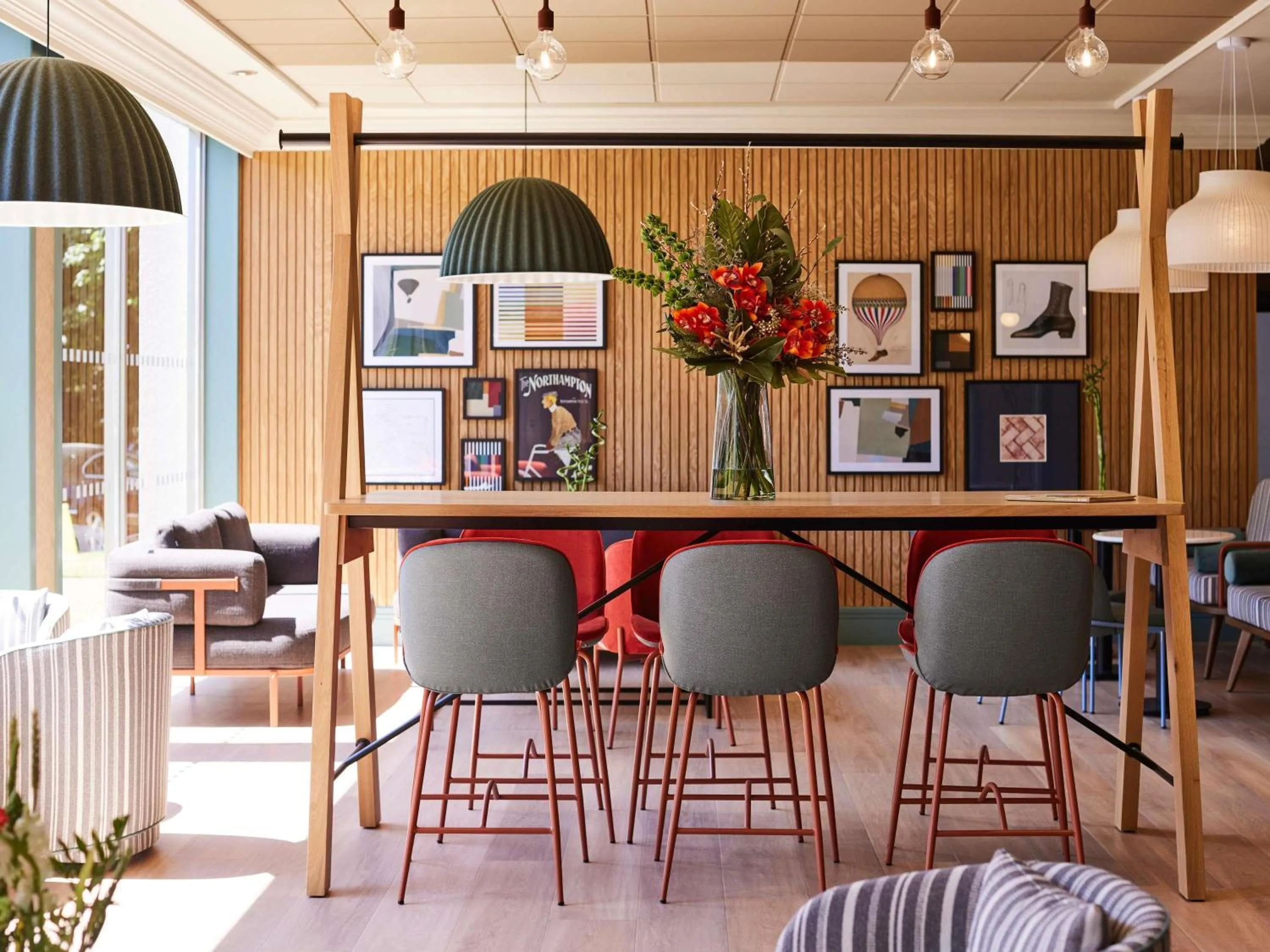 Property building in Mercure Northampton