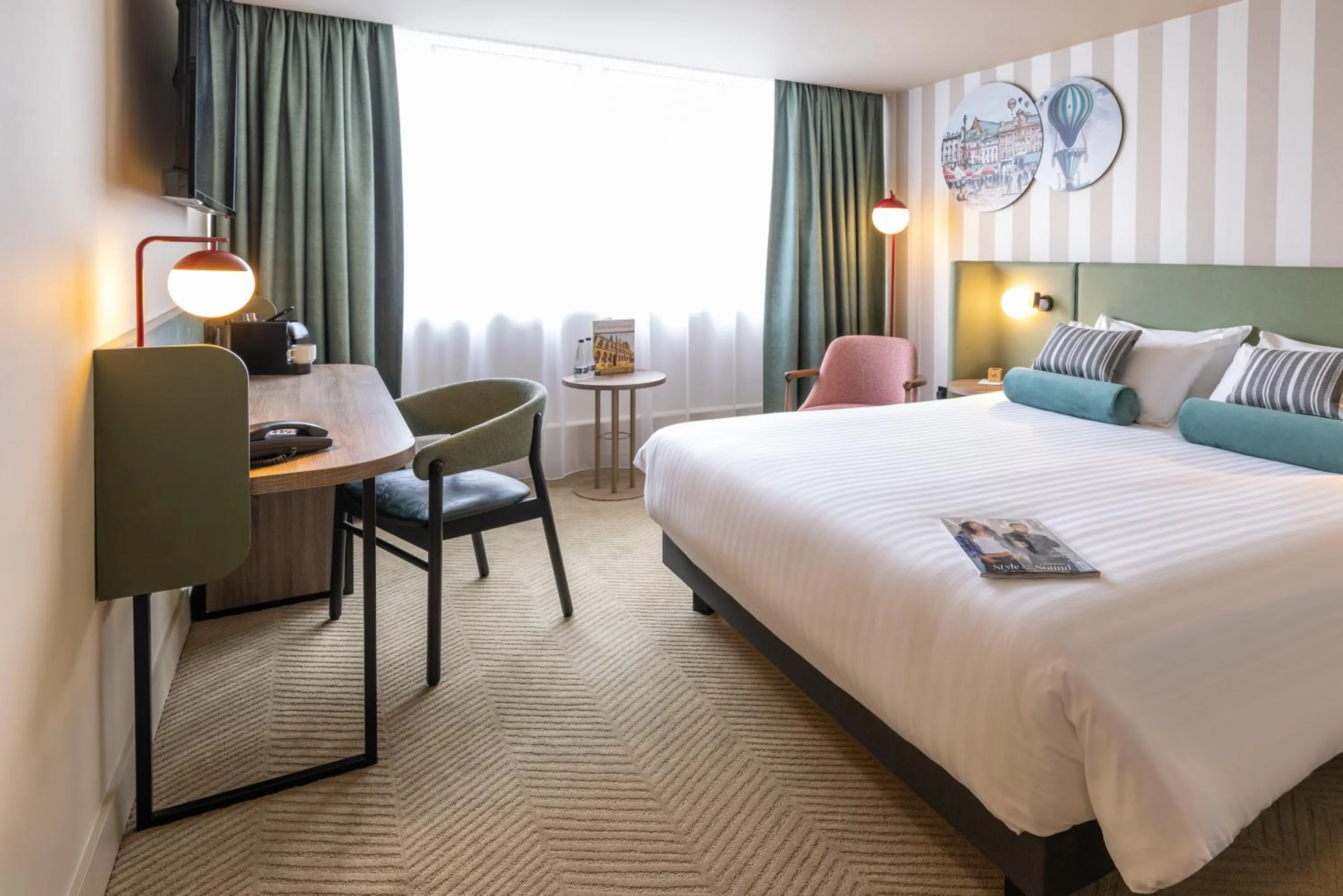 Bedroom, Bed in Mercure Northampton