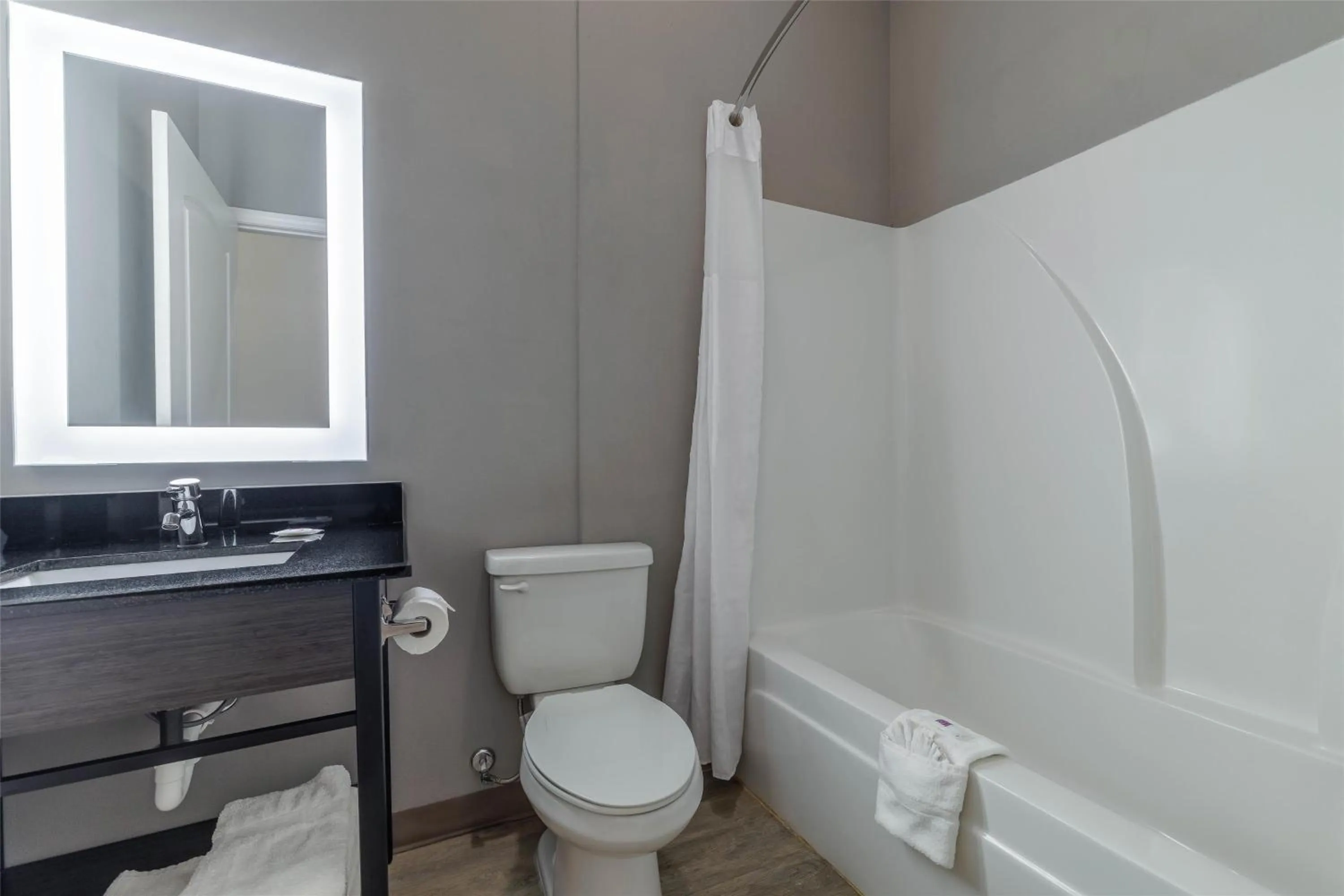 Bedroom in Motel 6 Gonzales, LA Baton Rouge Geismar Prairieville I 10