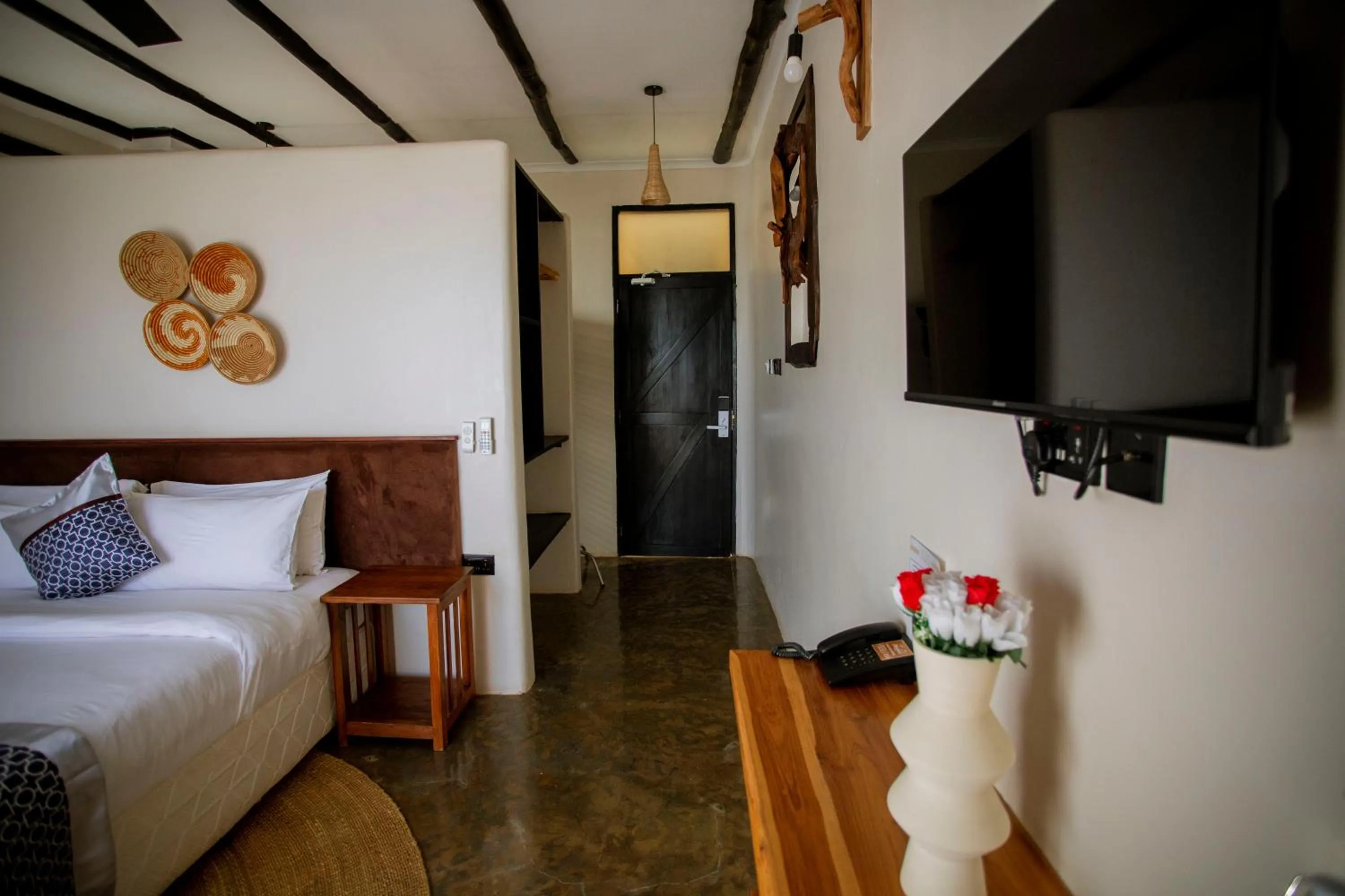 TV and multimedia, Bed in The Maridadi Hotel