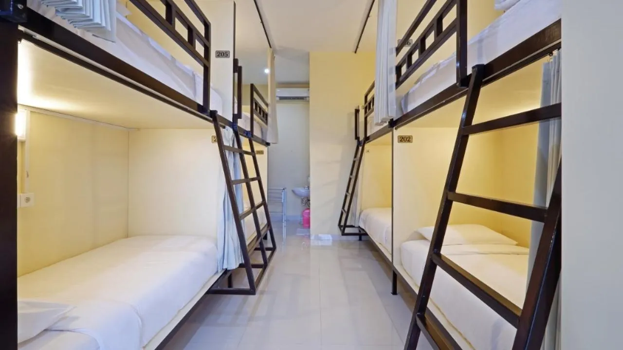 Bed in V Canggu Dormitory