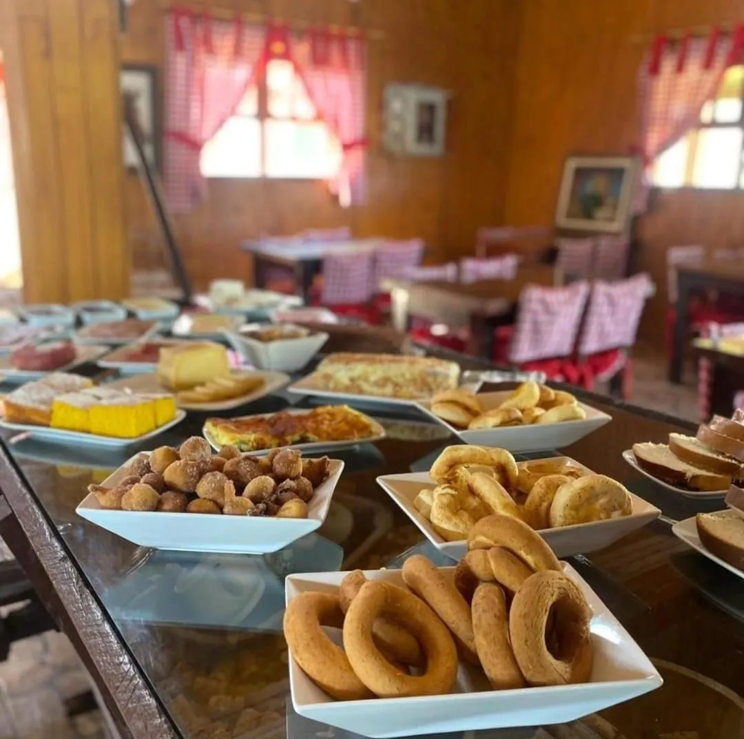 Breakfast in Pousada Água Santa
