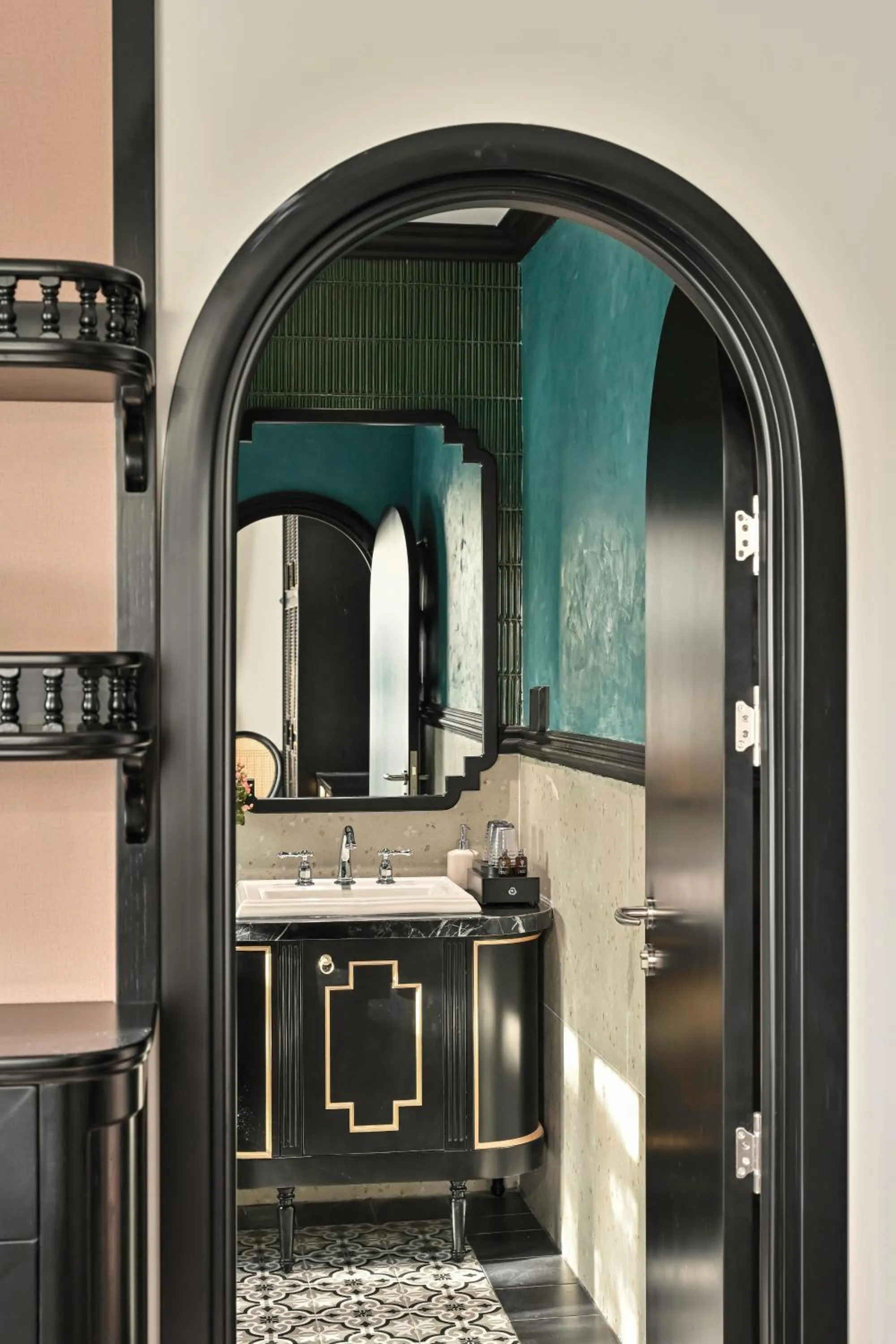 Toilet in Thiên Ân Boutique Hotel