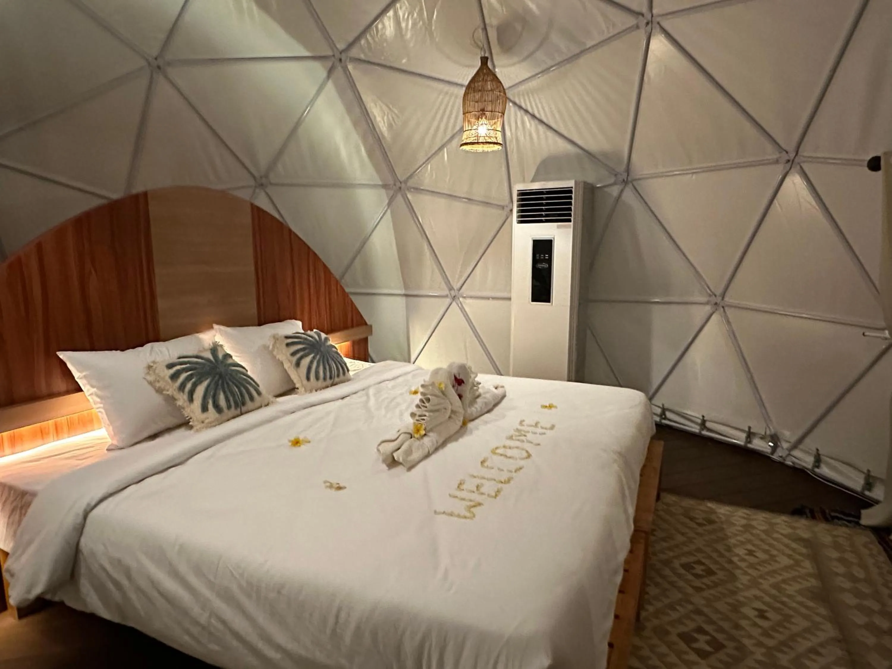 Bed in Glamping @ Pebbles & Fins