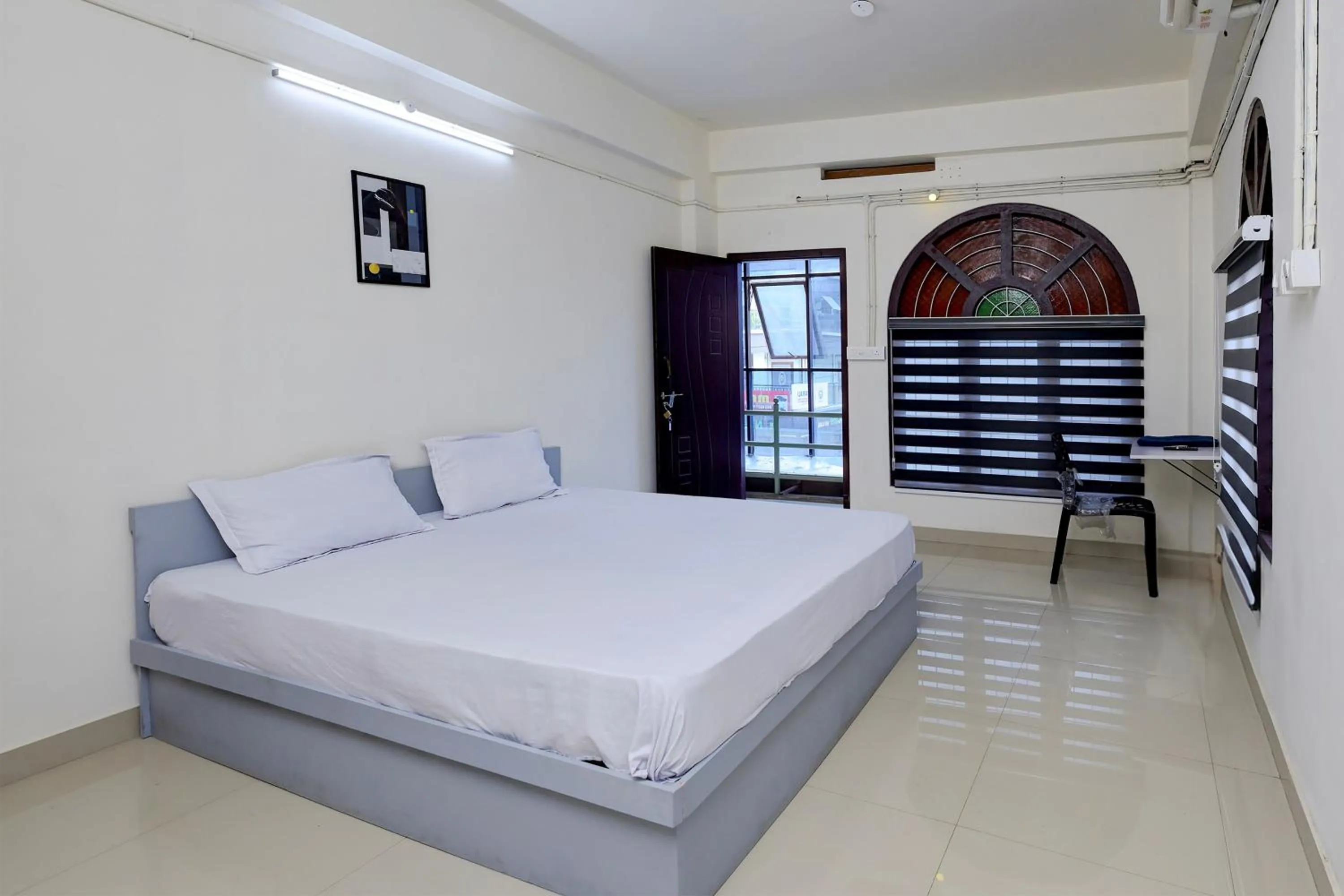 Bedroom in Hotel O A One Residency