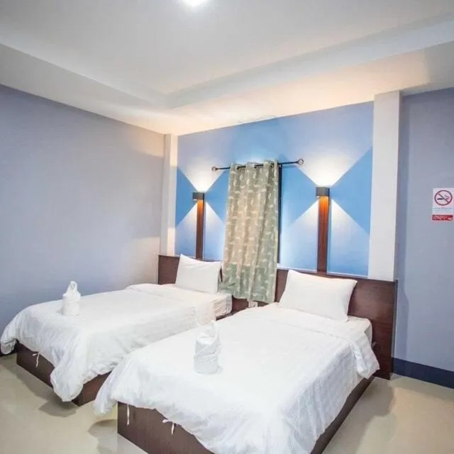 Bedroom, Bed in Nakarin Hotel