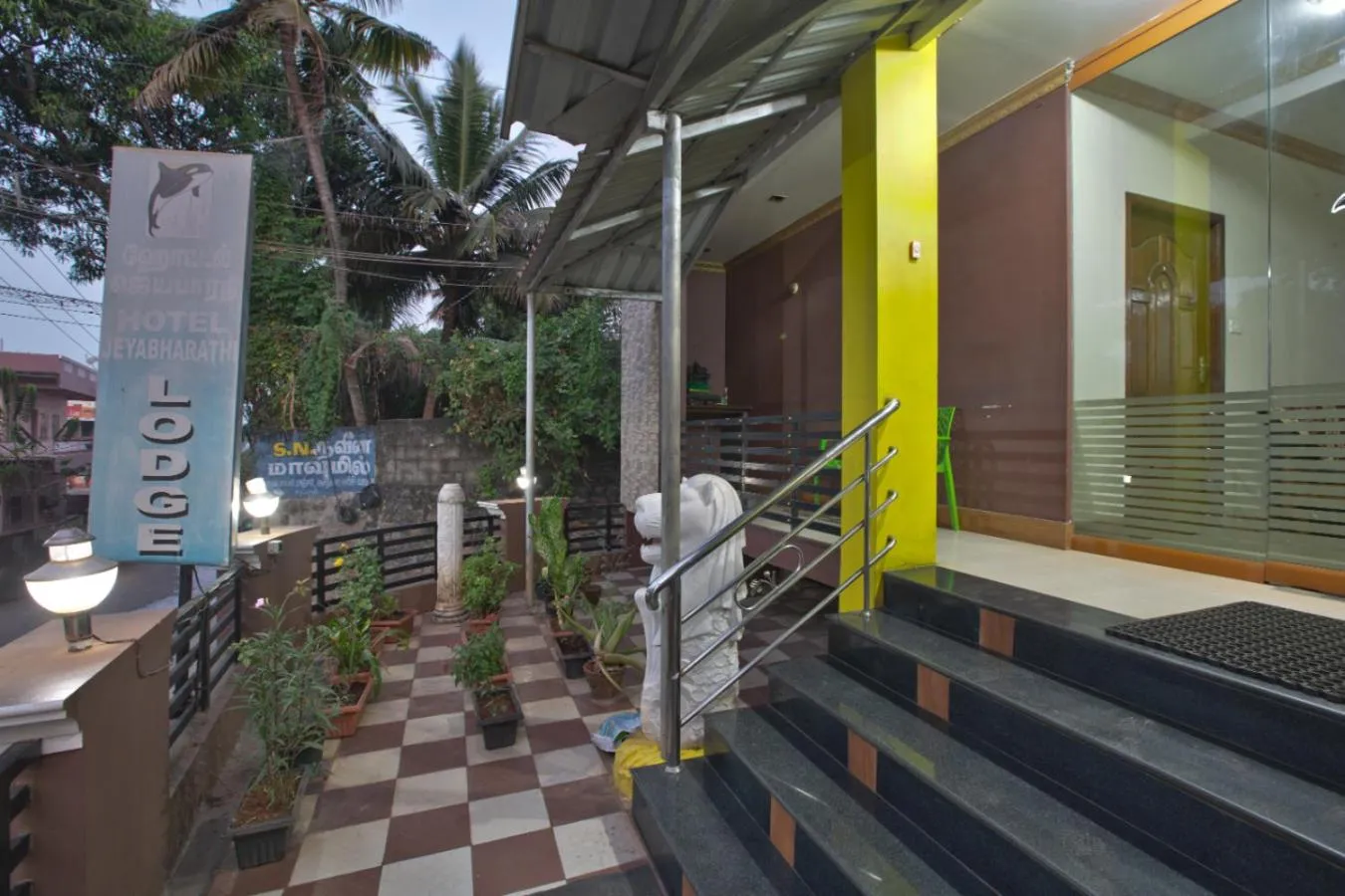 Property building in JAYA BHARATHI LODGE