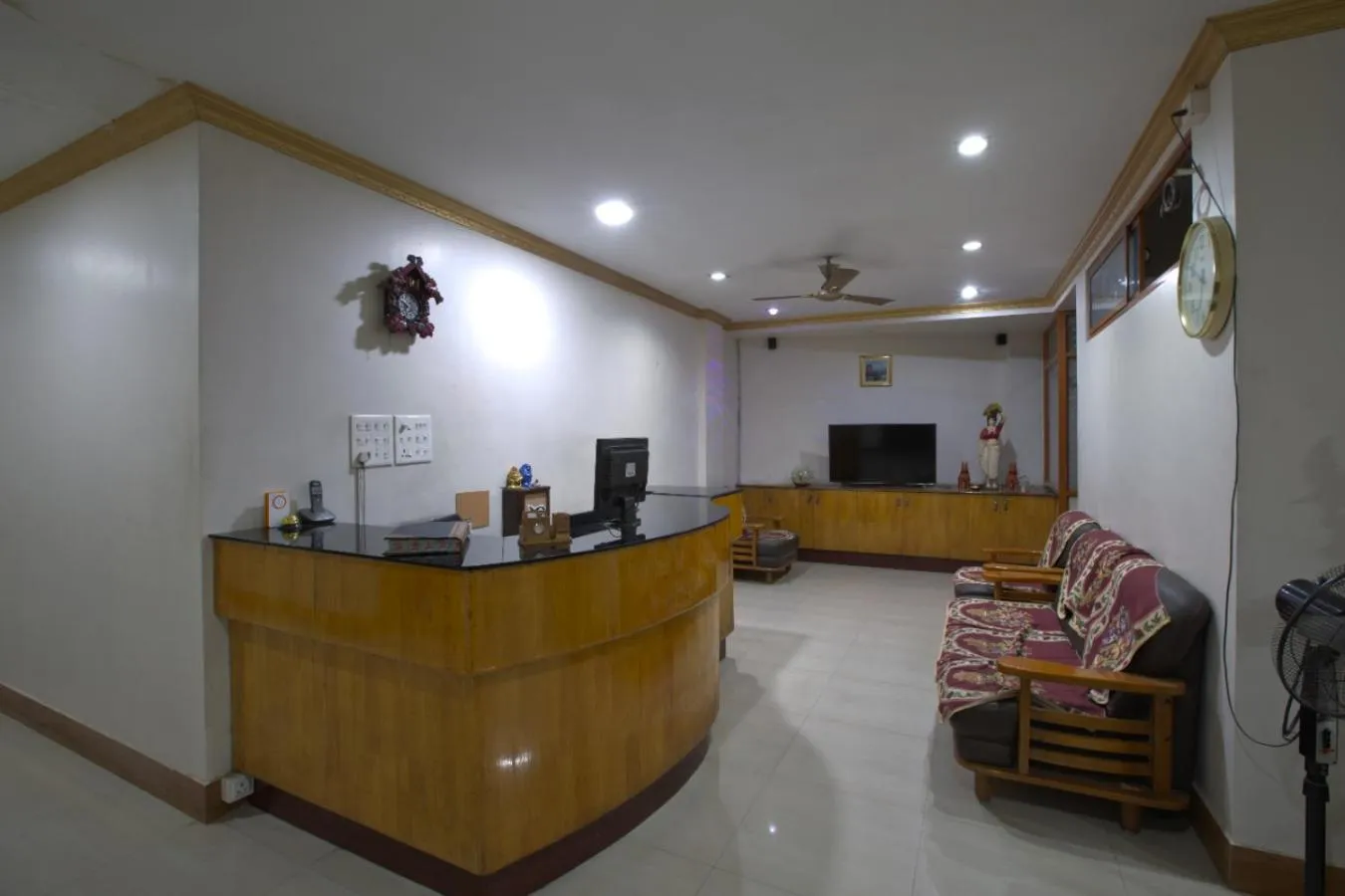 Lobby or reception in JAYA BHARATHI LODGE