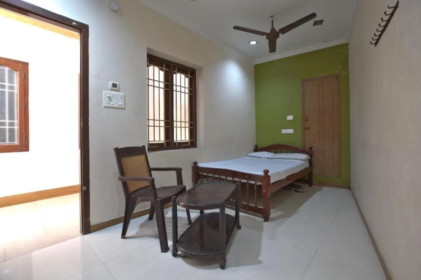 Single Room - single occupancy in JAYA BHARATHI LODGE Single Room - single occupancy in JAYA BHARATHI LODGE