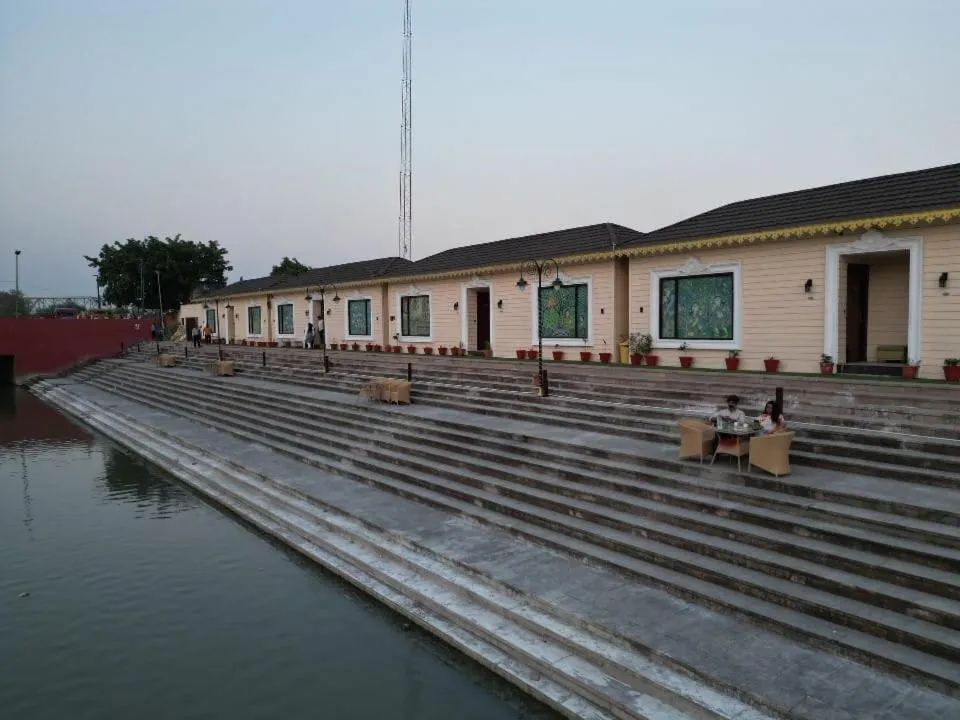Ayodhya haat Luxury Cottages