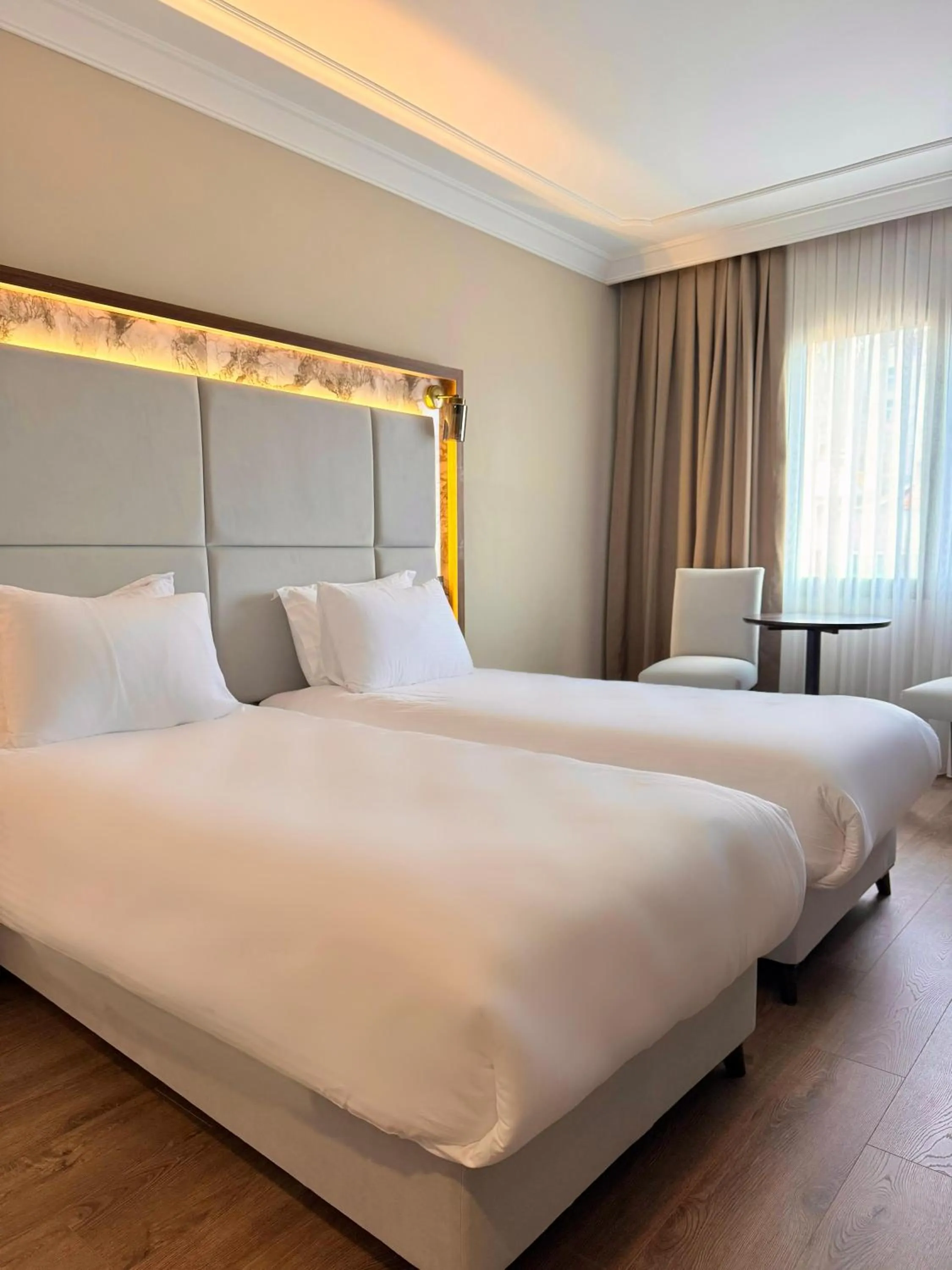 Bed in The Yalı Konak Hotel İzmir