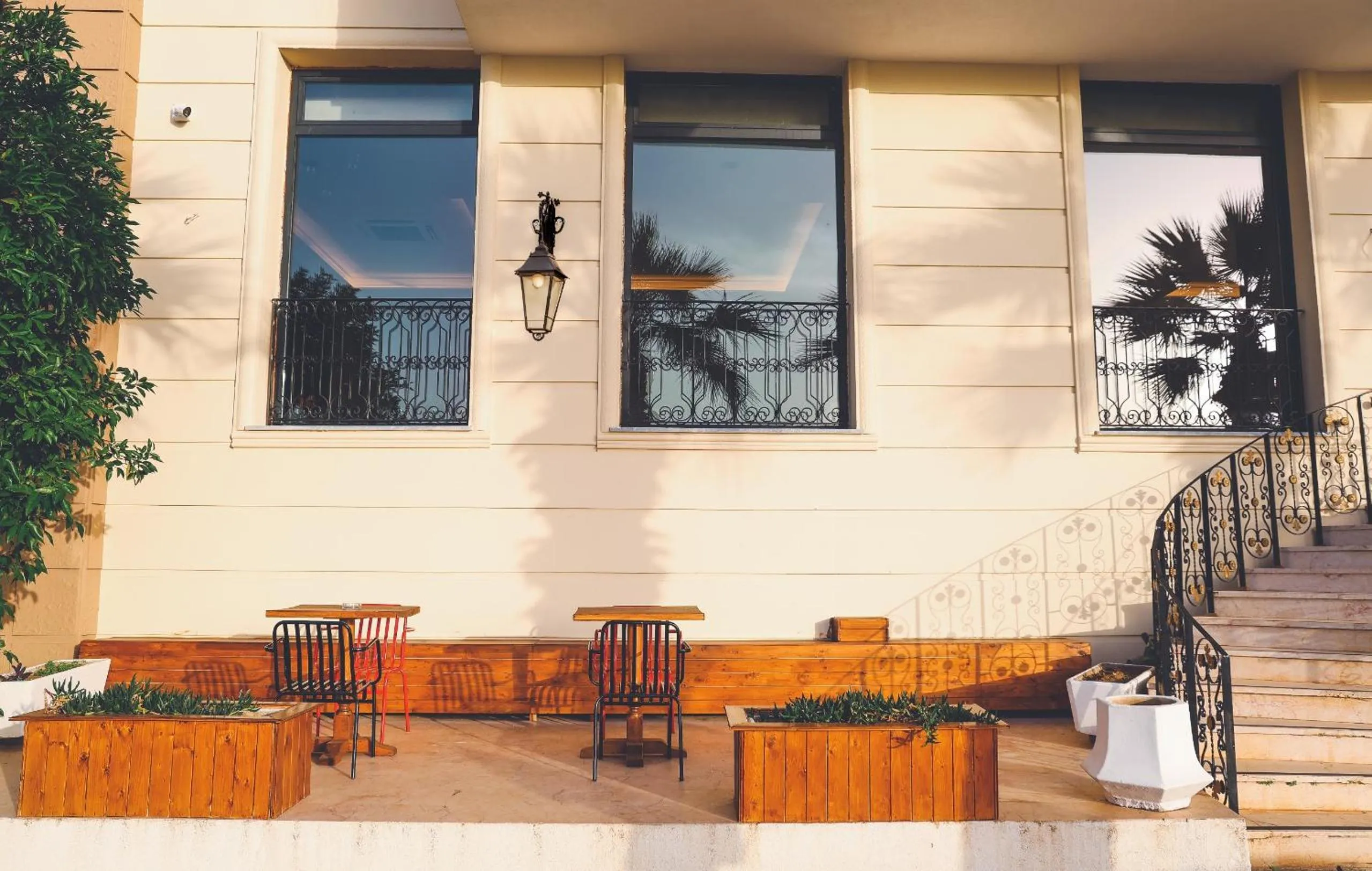 Garden in The Yalı Konak Hotel İzmir