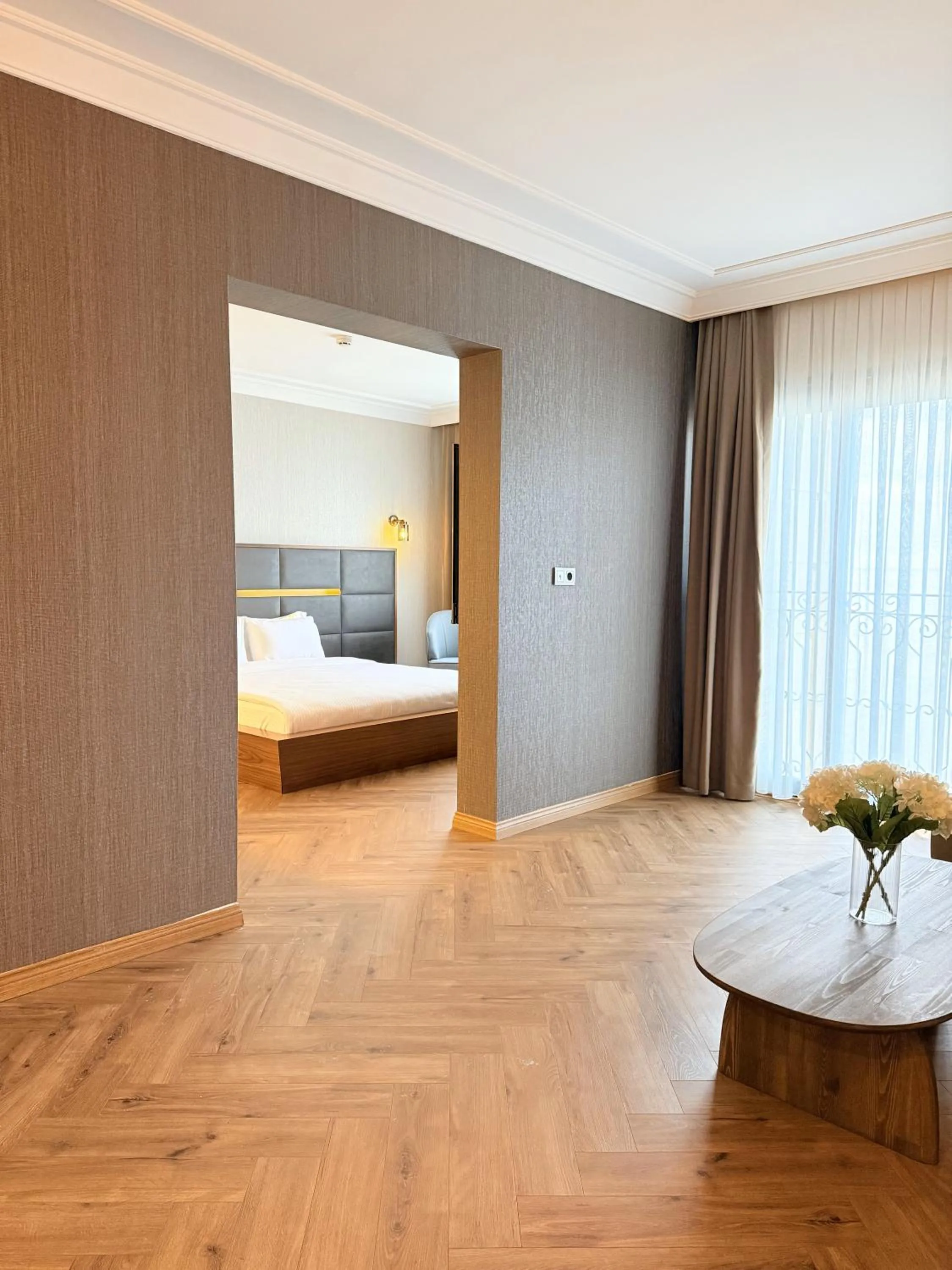 Living room, Bed in The Yalı Konak Hotel İzmir