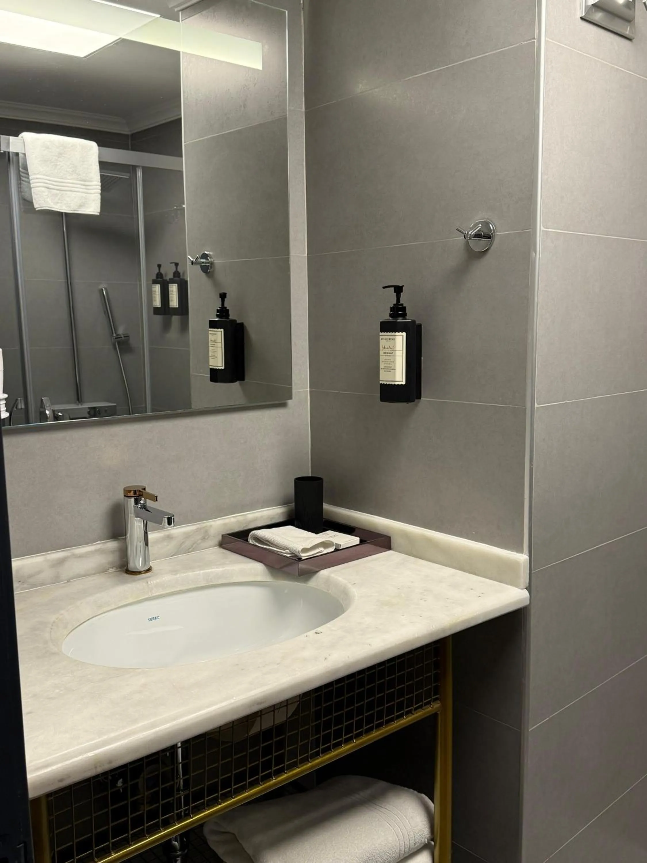 Bathroom in The Yalı Konak Hotel İzmir