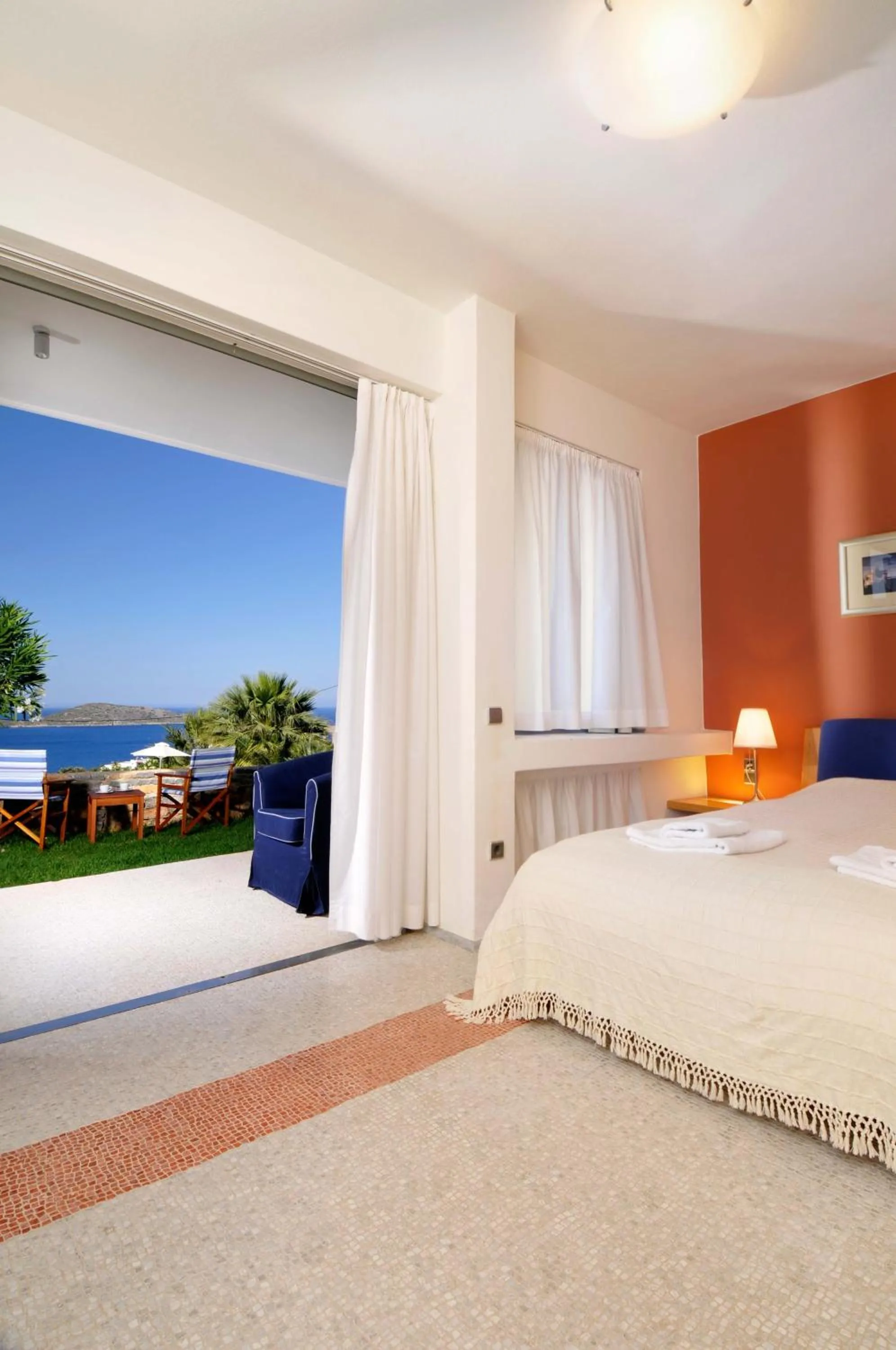 Bed in Elounda Living Residences