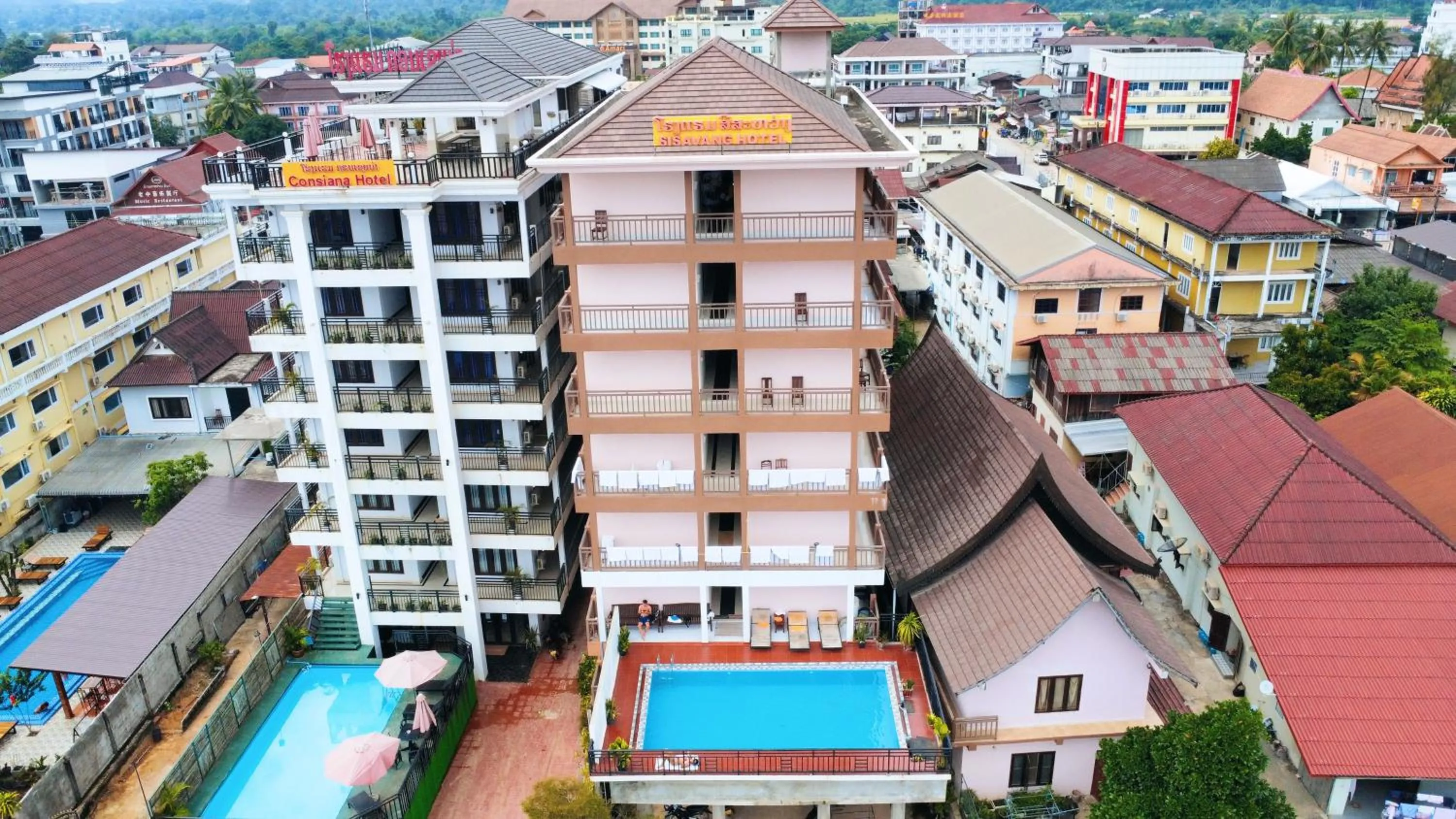 Property building in Vangvieng Sisavang Mountain View Hotel