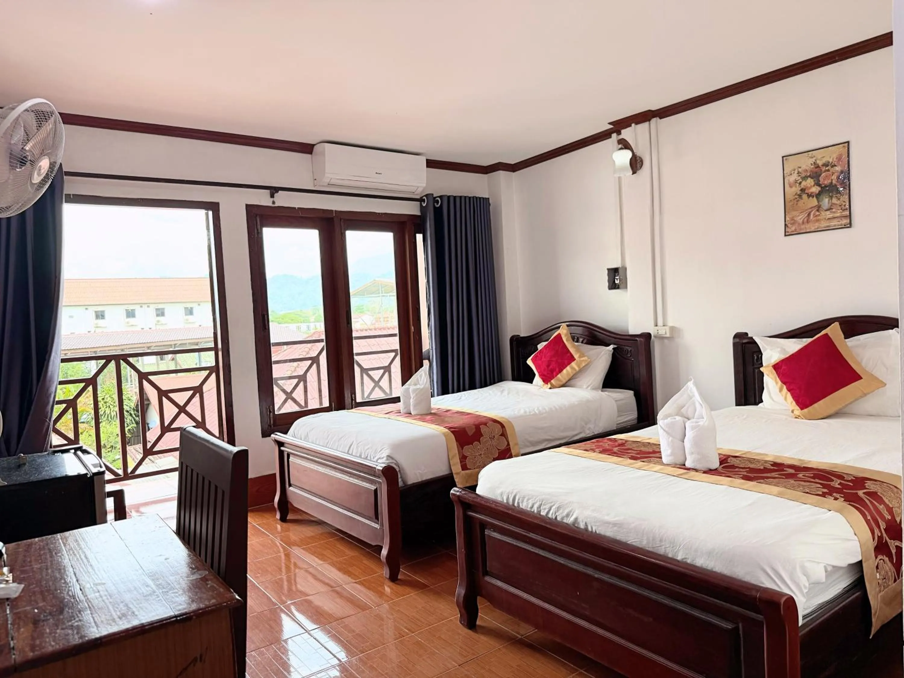 Bed in Vangvieng Sisavang Mountain View Hotel