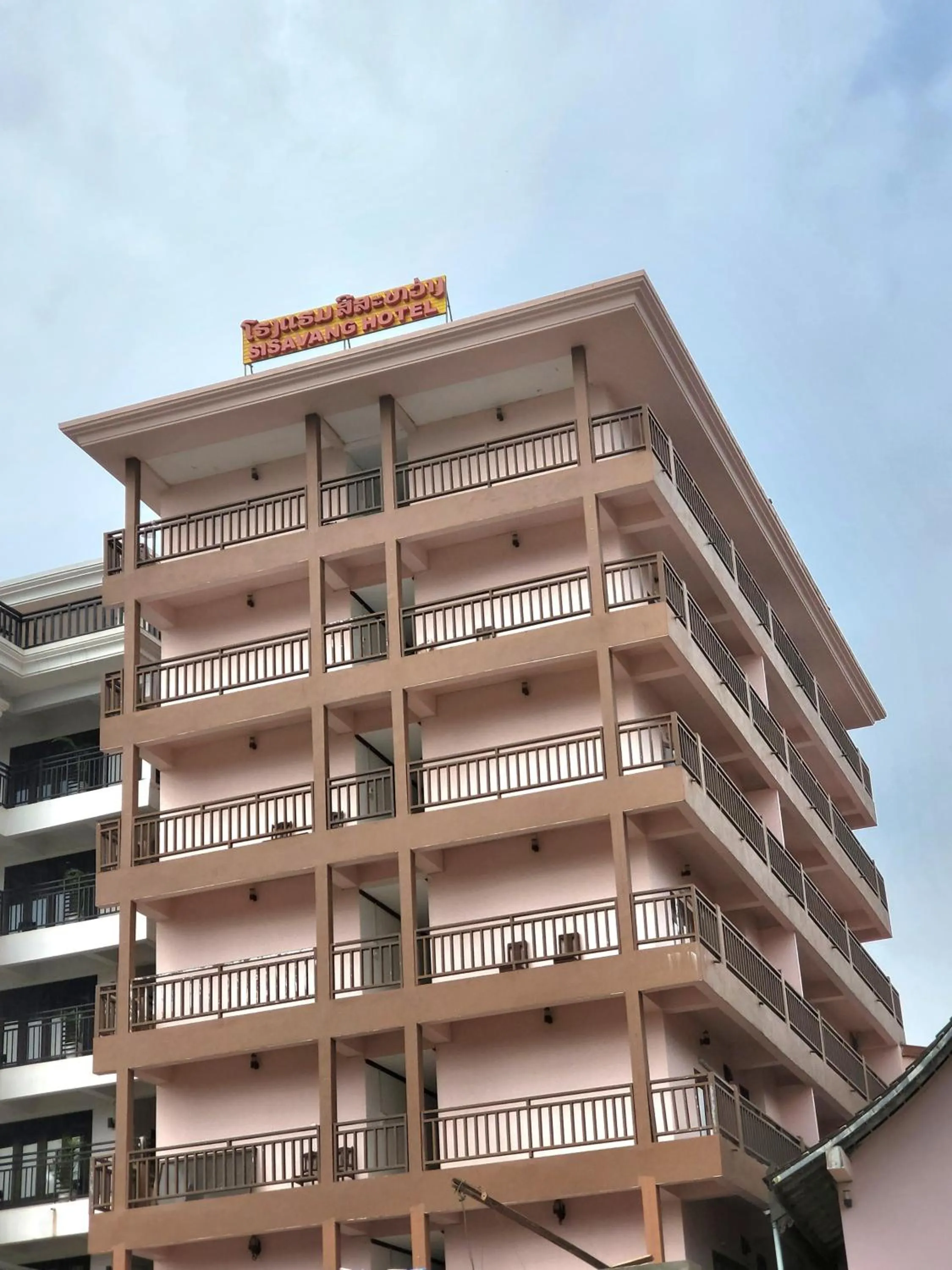 Property building in Vangvieng Sisavang Mountain View Hotel