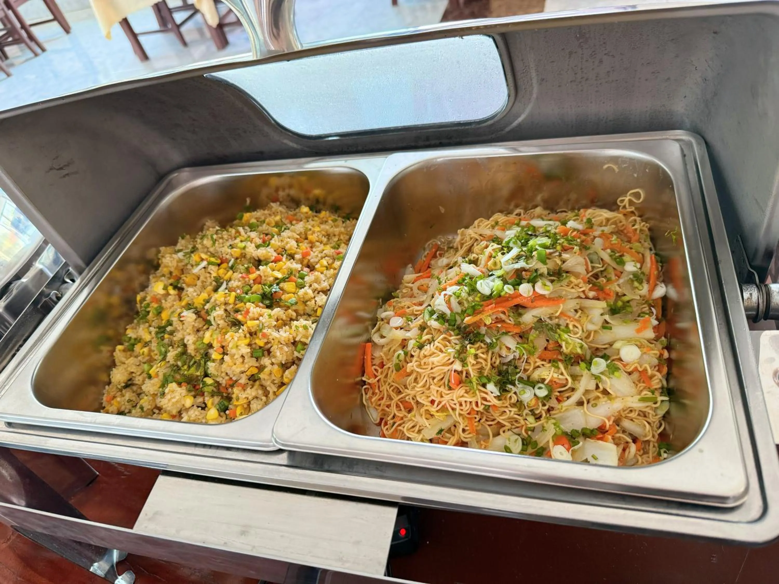 Food and drinks in Vangvieng Sisavang Mountain View Hotel