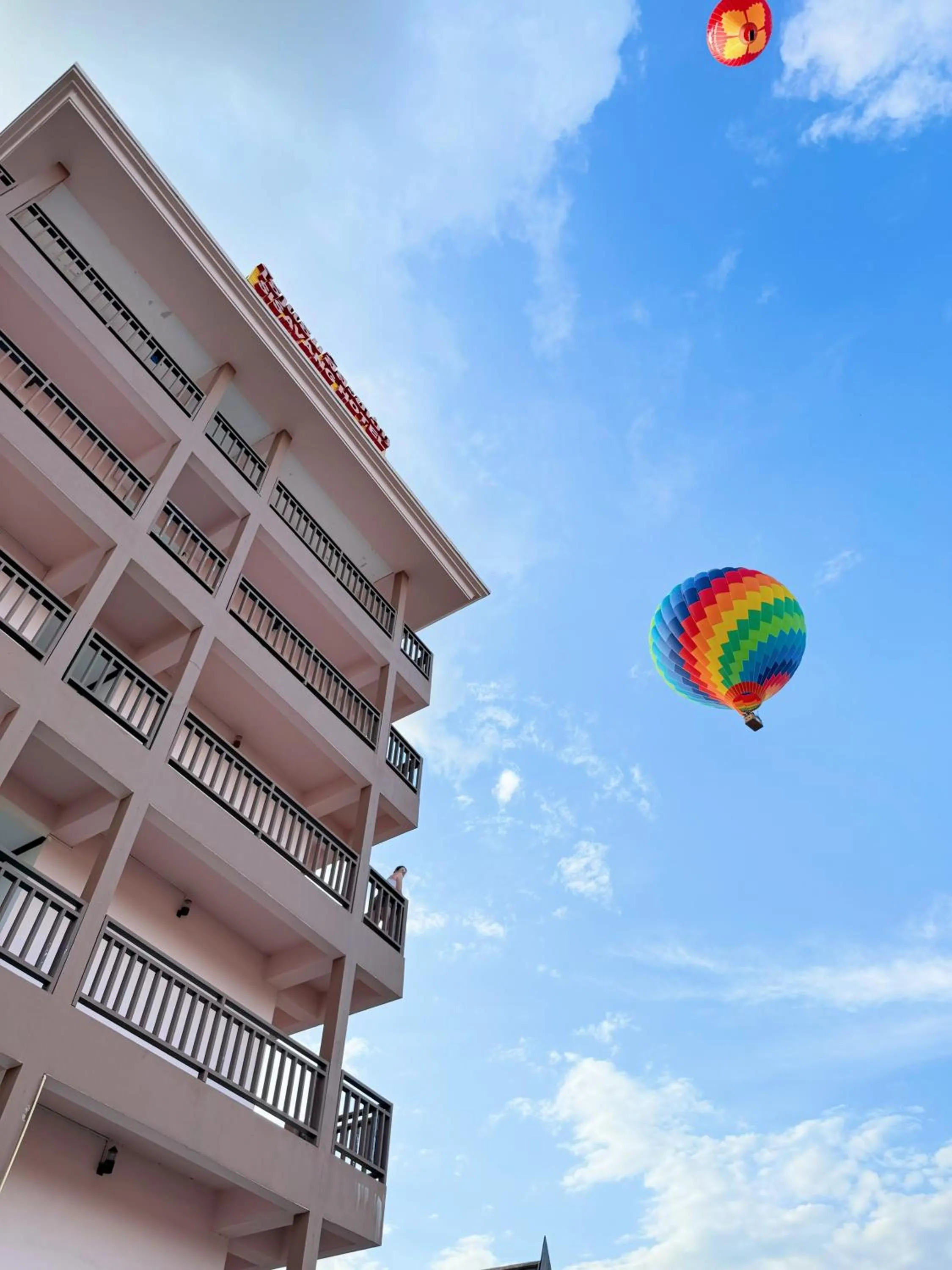 Property building in Vangvieng Sisavang Mountain View Hotel