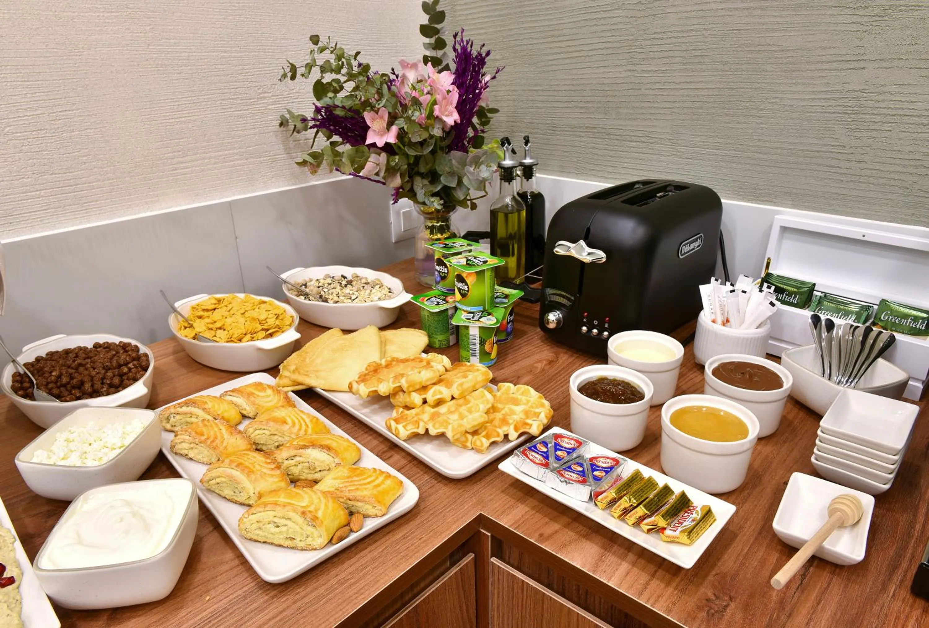 Restaurant/places to eat in The House Hotel Yerevan