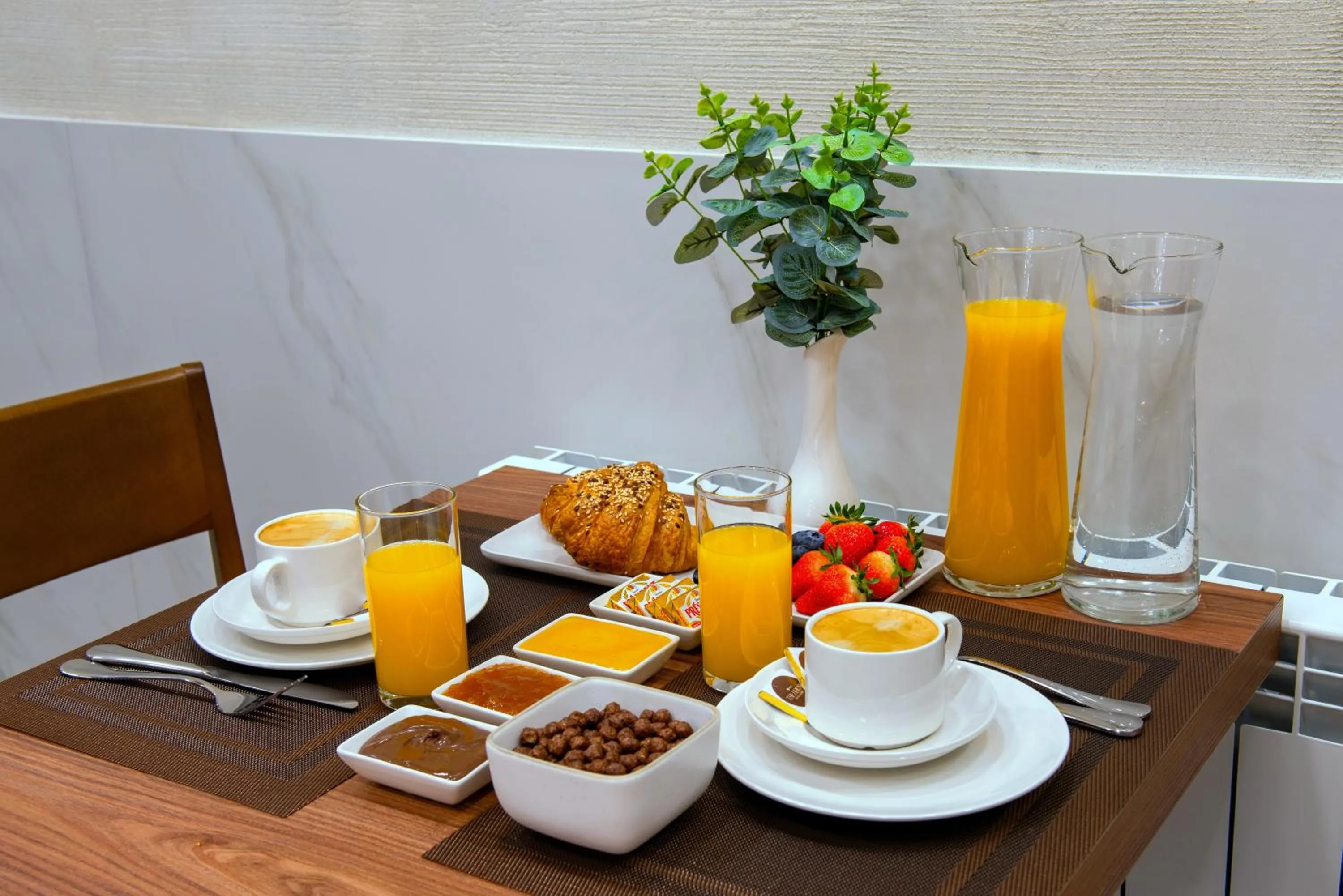 Restaurant/places to eat in The House Hotel Yerevan