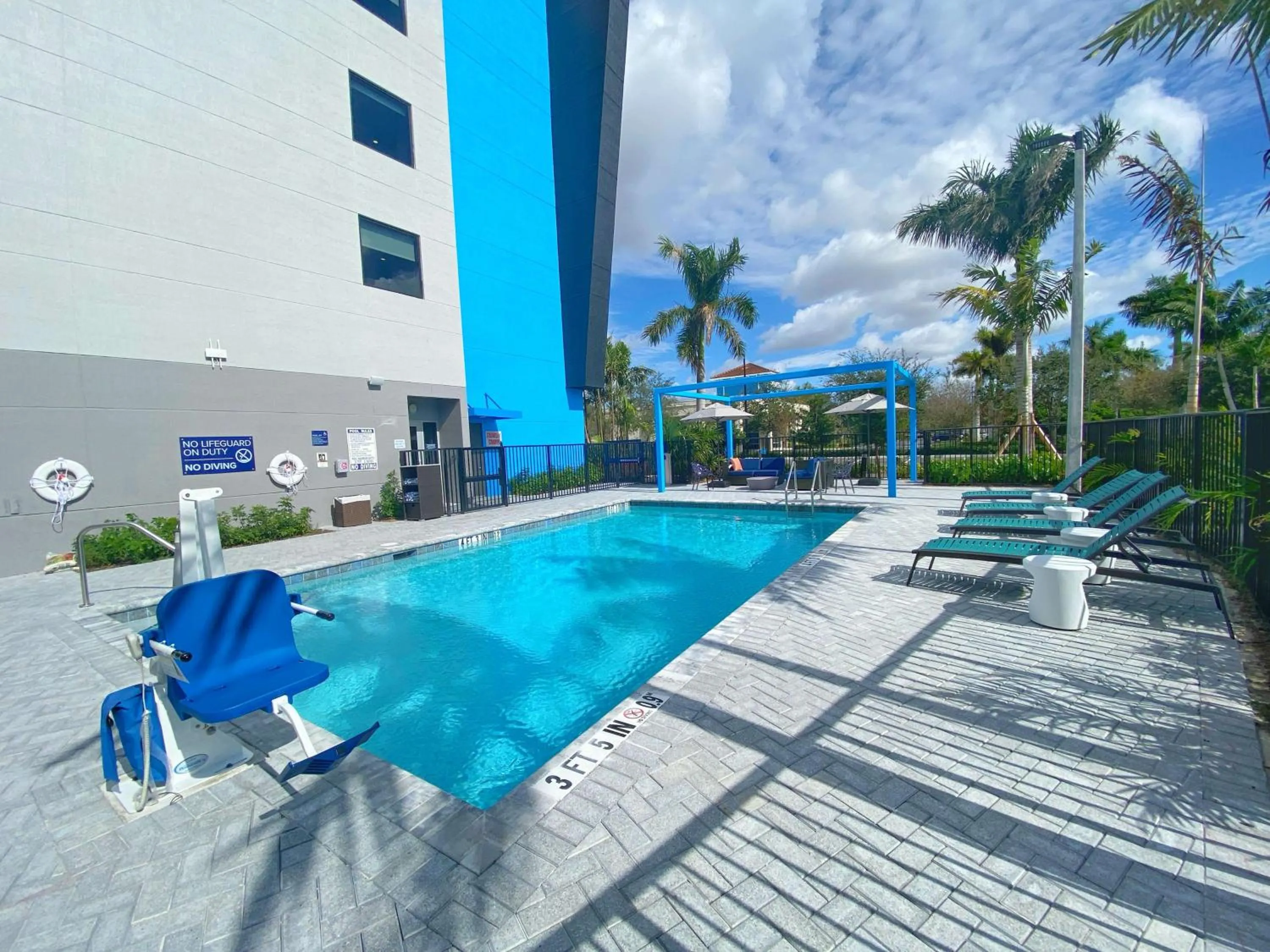 Pool view in Tru By Hilton Miramar