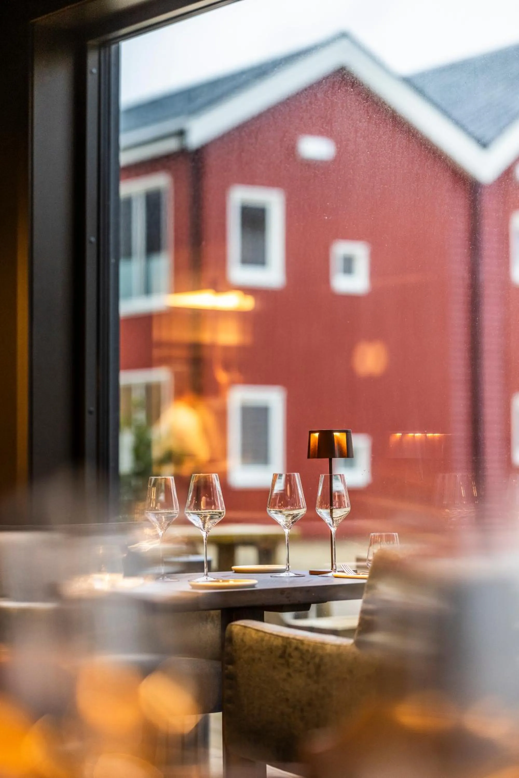 Restaurant/places to eat in Henningsvær Bryggehotell - by Classic Norway Hotels