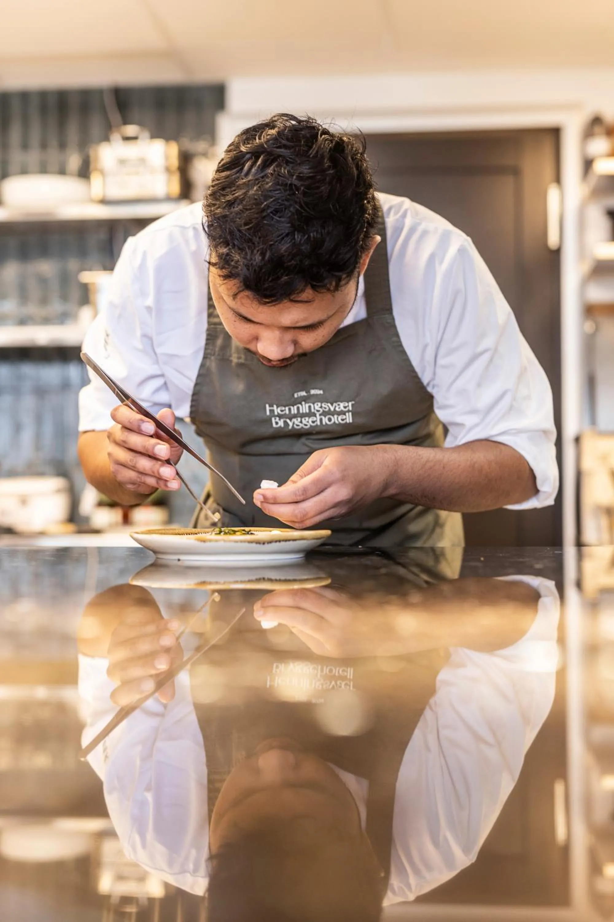 Restaurant/places to eat in Henningsvær Bryggehotell - by Classic Norway Hotels