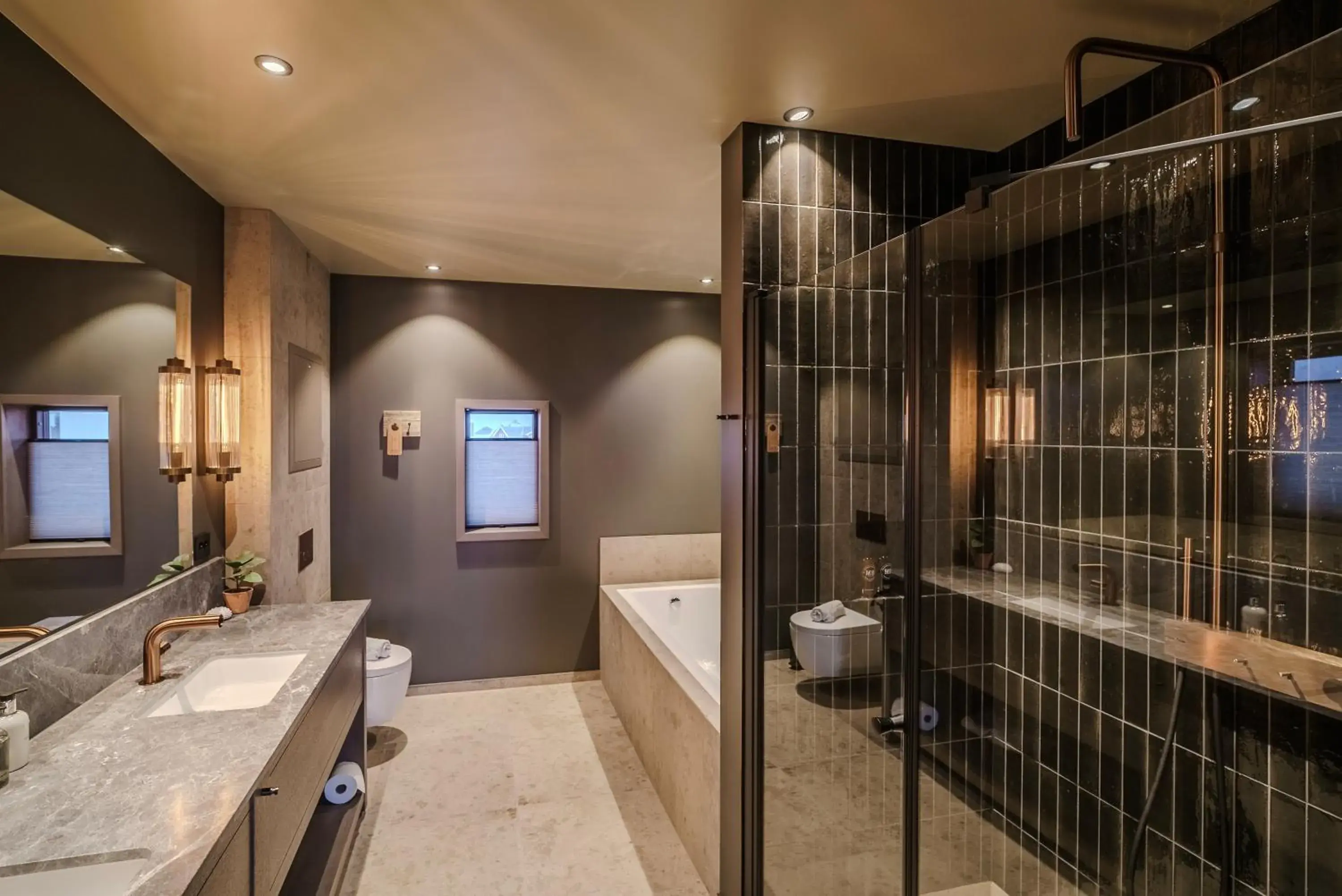 Loft Suite with Harbor View in Henningsvær Bryggehotell - by Classic Norway Hotels Loft Suite with Harbor View in Henningsvær Bryggehotell - by Classic Norway Hotels