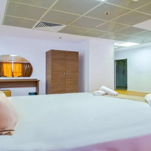 Bed in Sir Fundeni Hotel