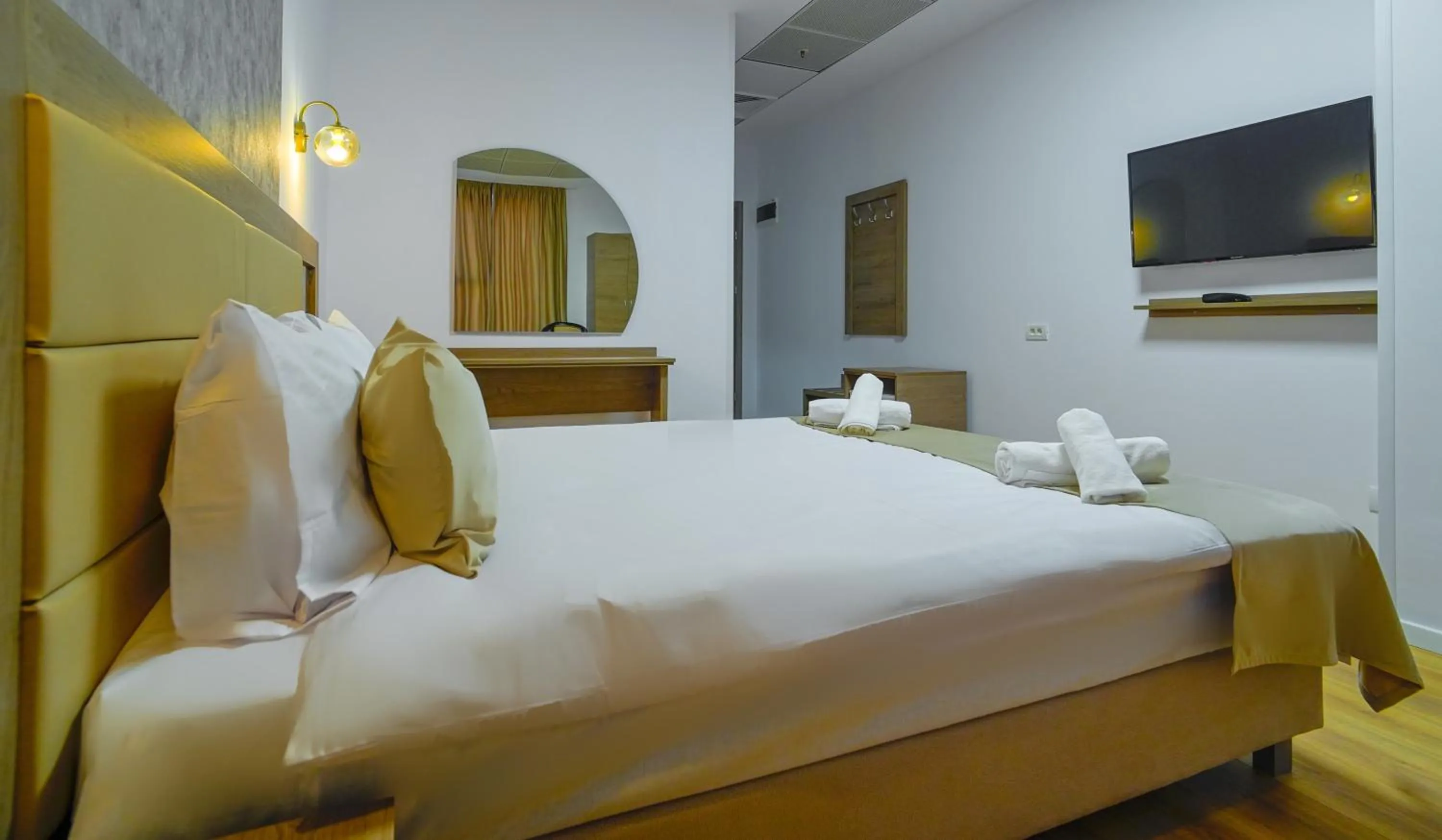 Bed in Sir Fundeni Hotel