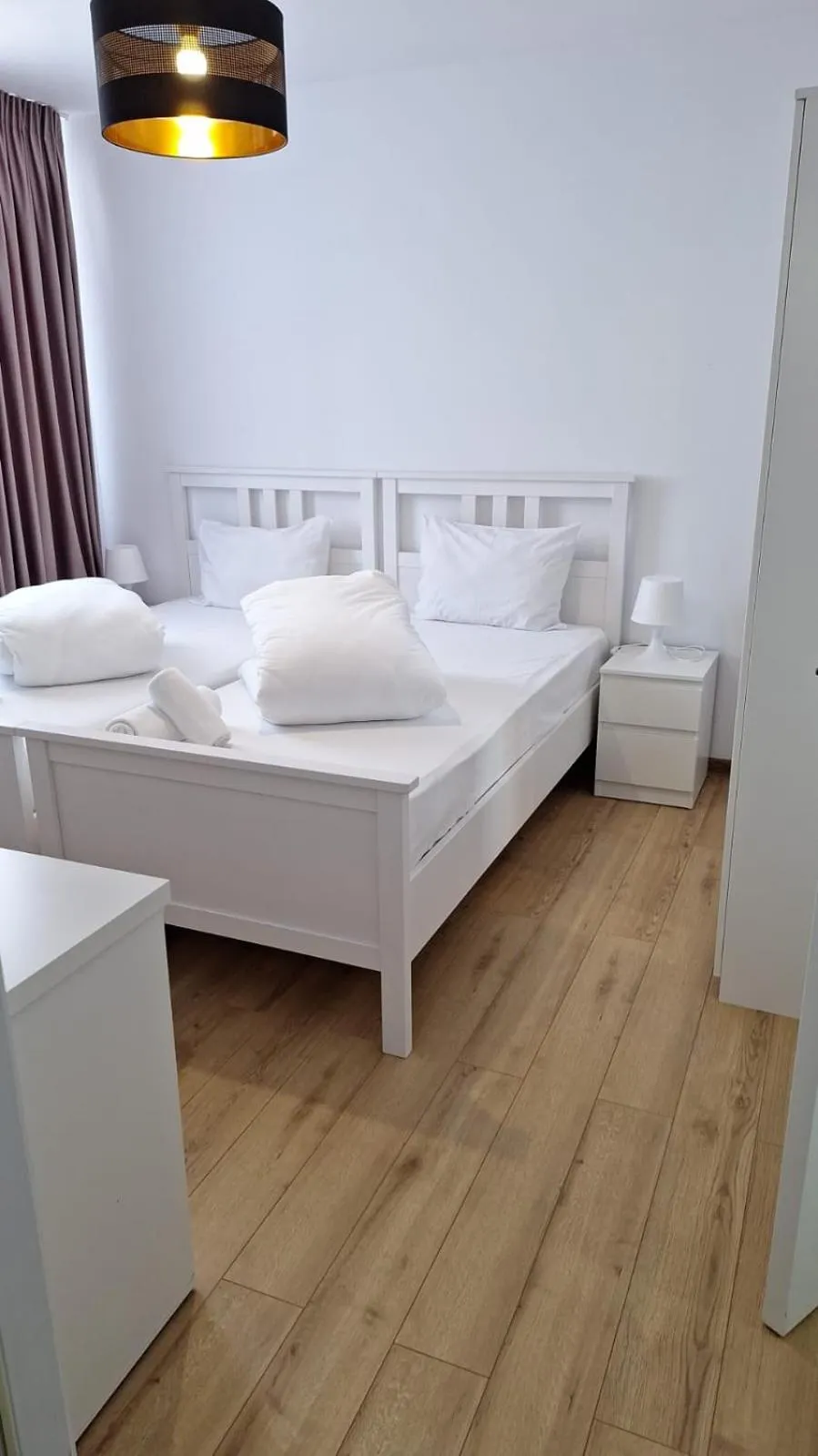 Bed in Sir Fundeni Hotel