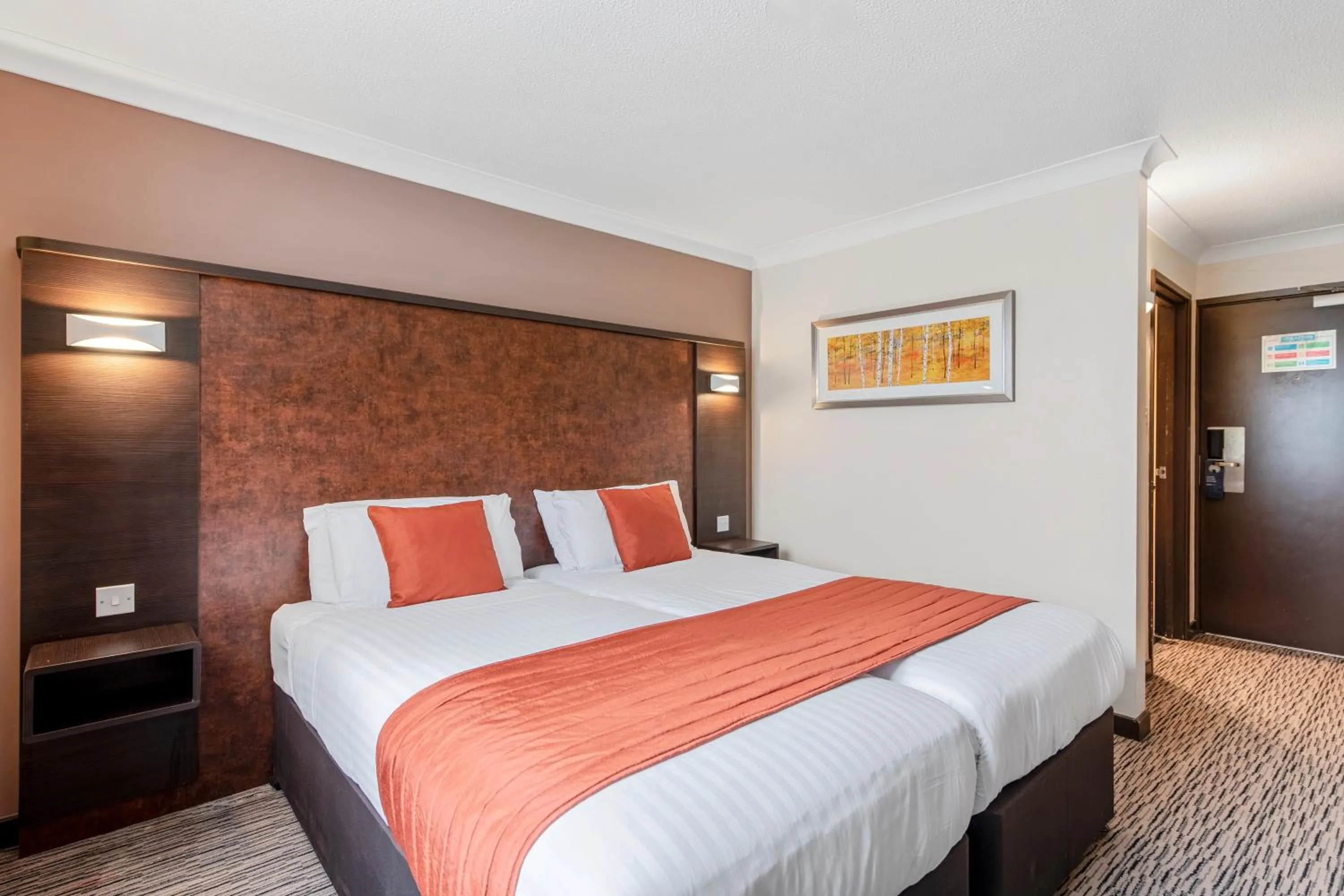 Bedroom, Bed in Dragonfly Hotel Bury St Edmunds