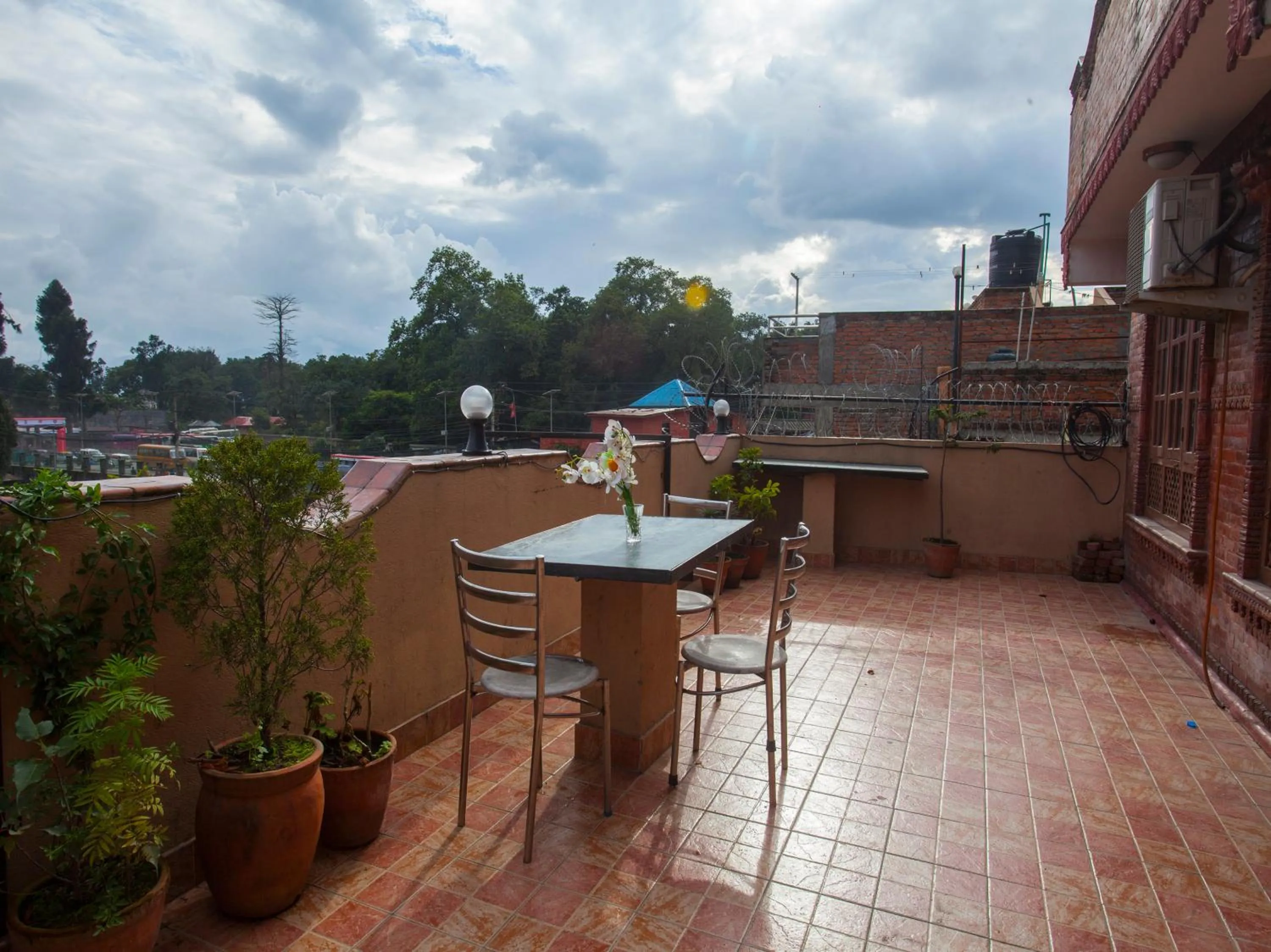 Seating area in Shiva Shankar Hotel