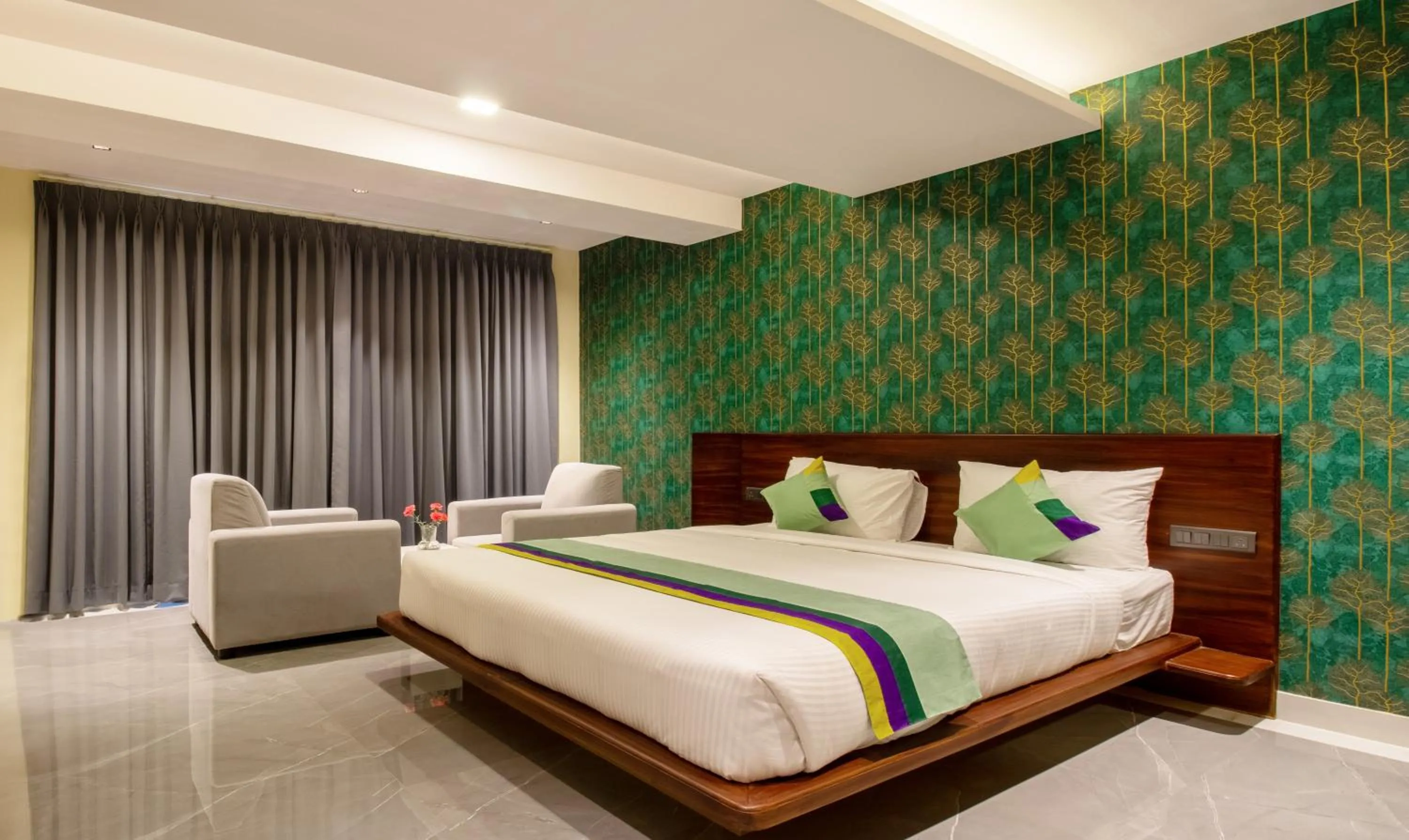 Bedroom, Bed in Treebo Jaguar Comforts, 3 Kms From Mahatma Gandhi Park