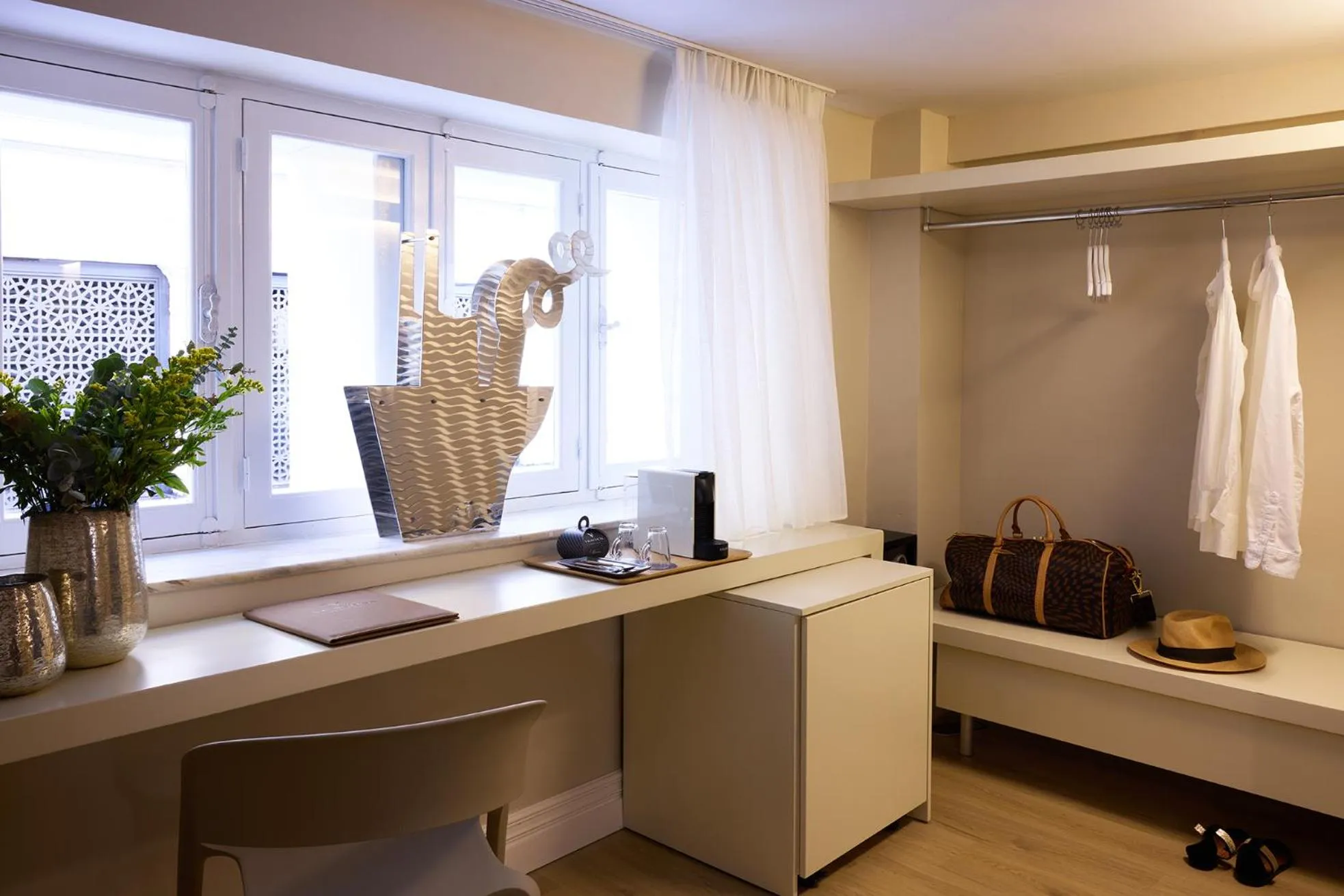 Day in Vrachos Athens Suites