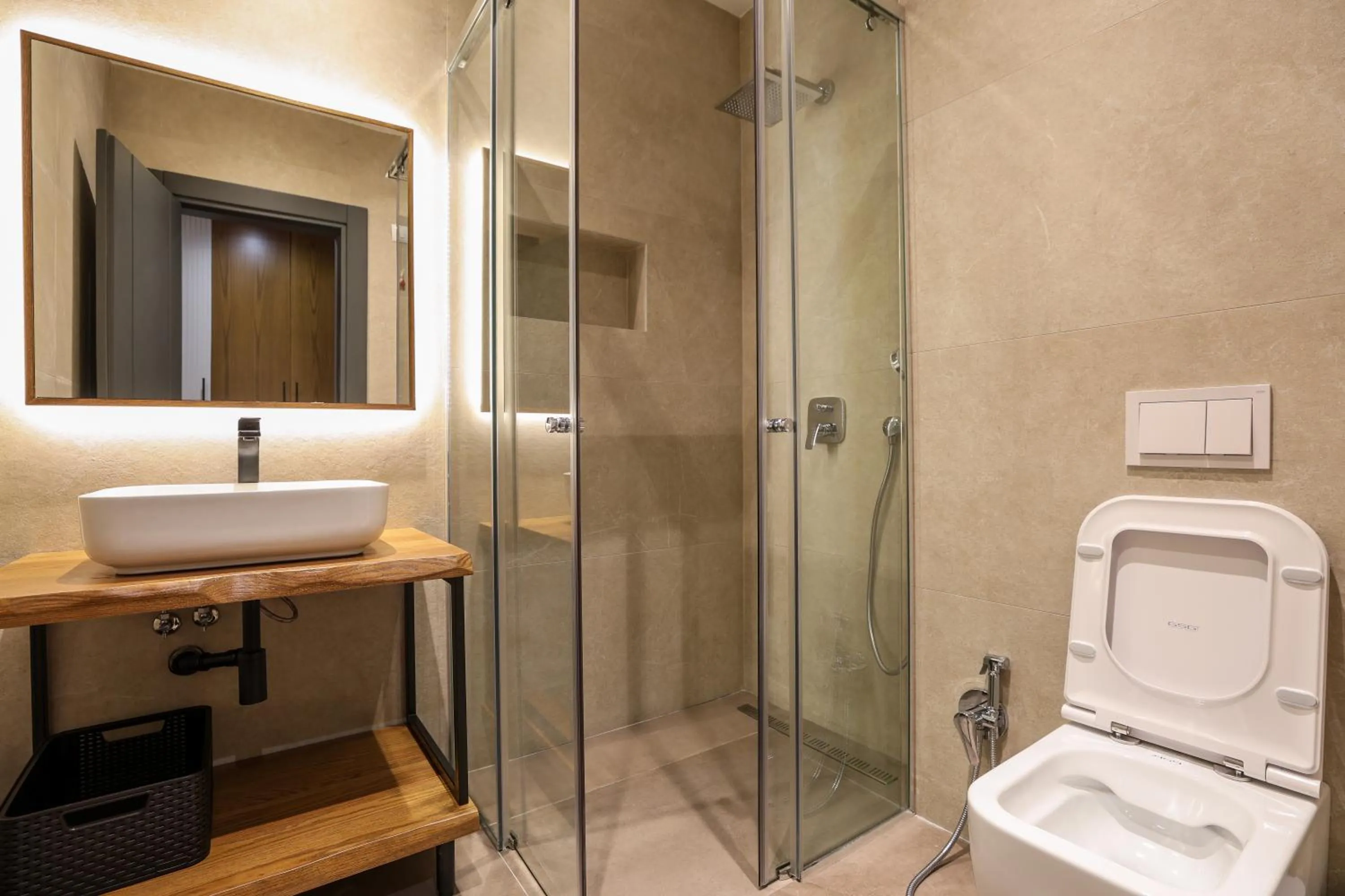 Shower in Garden Boutique Hotel