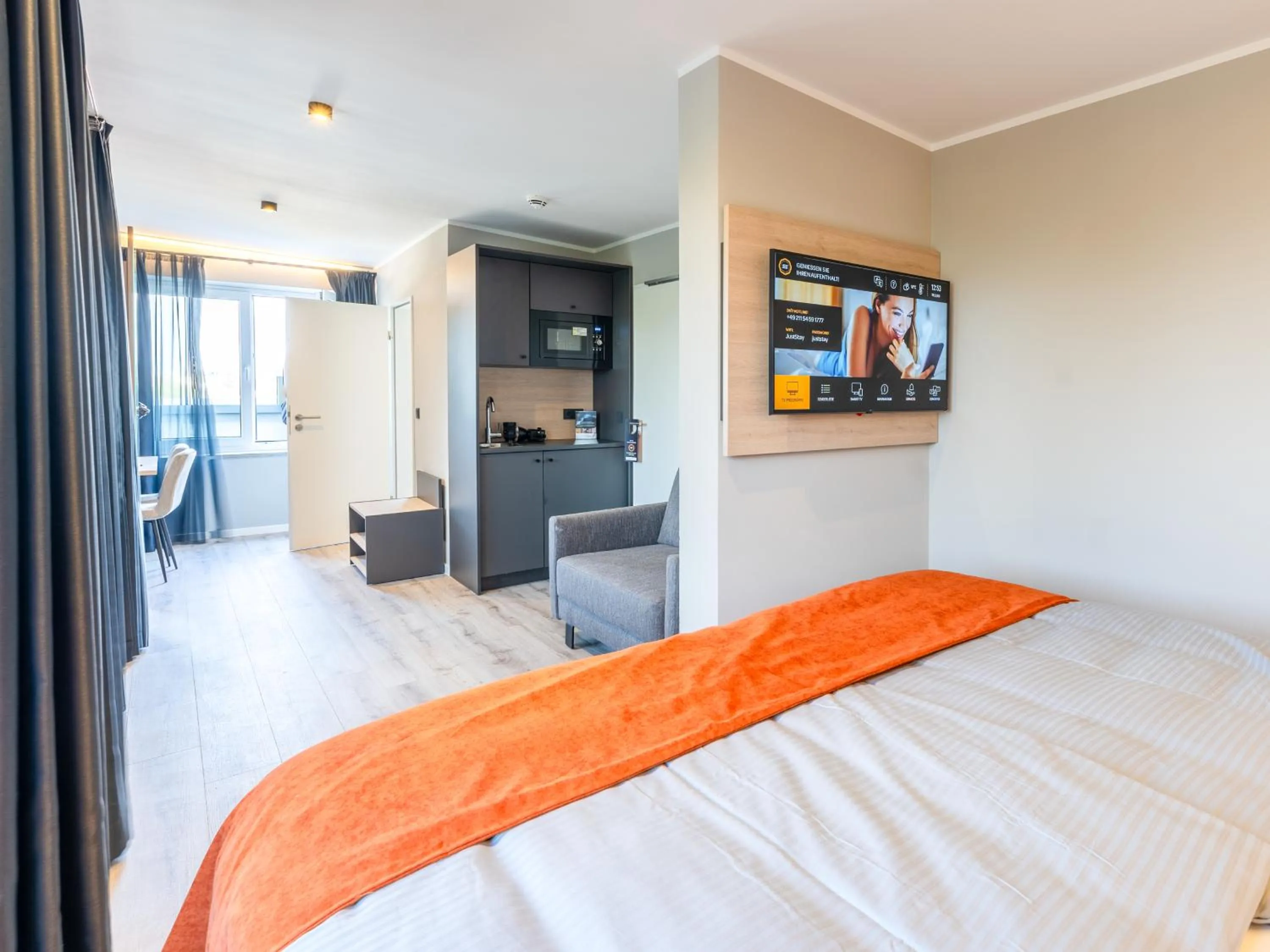 Bed in JustStay Essen Hotel & Apartments