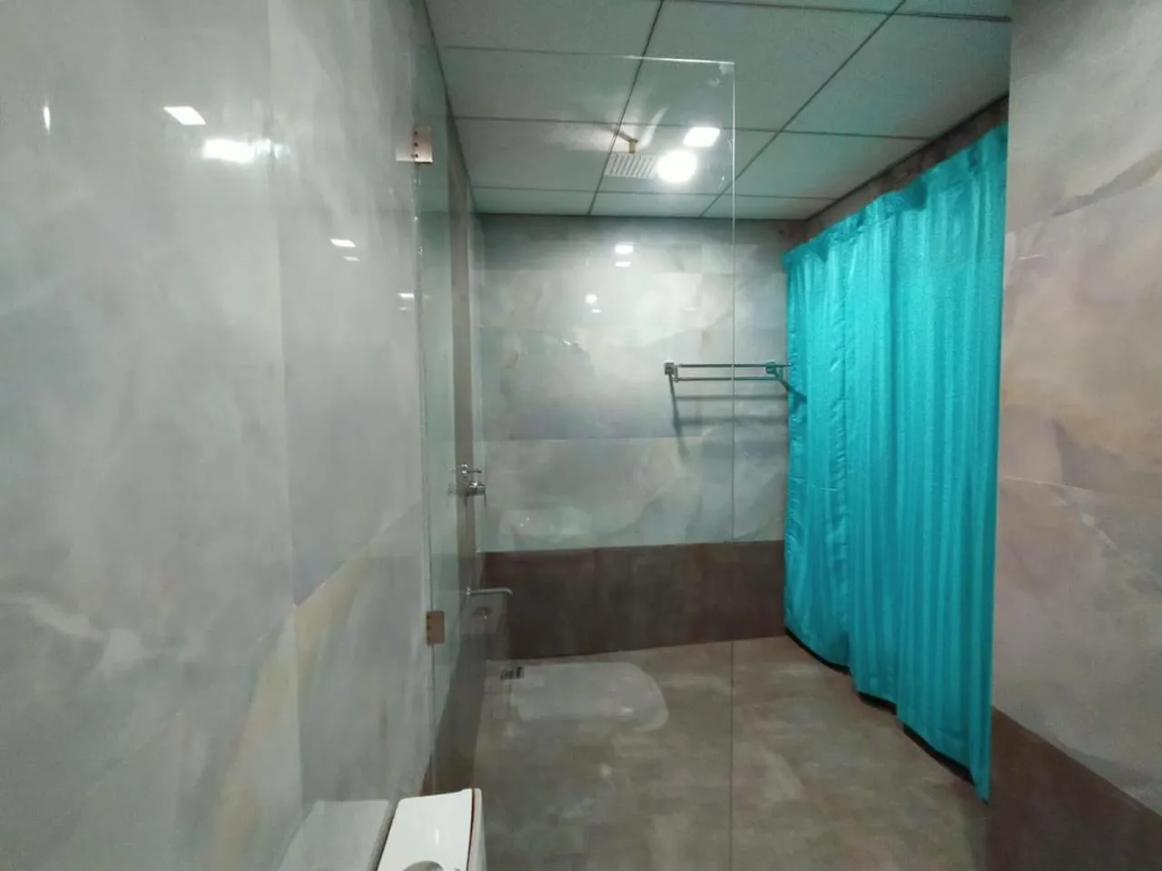 Shower in West Coast Gokarna