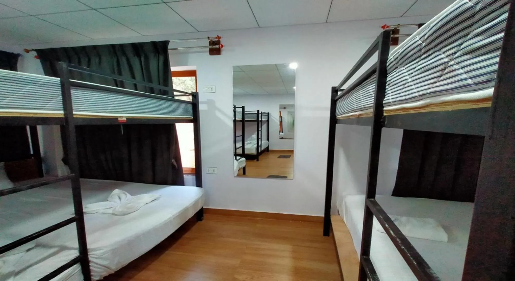 bunk bed, Bed in West Coast Gokarna