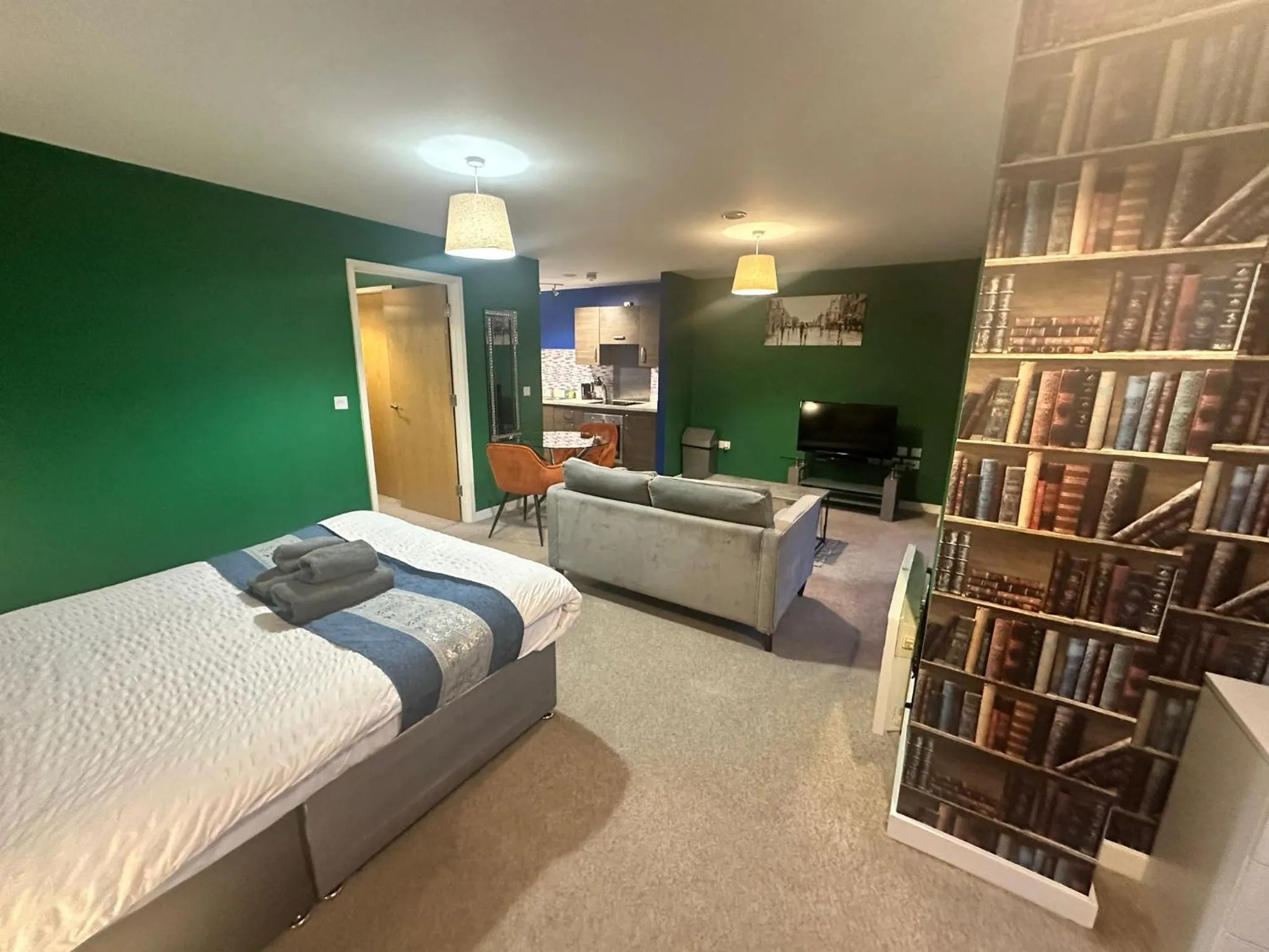 Living room, Bed in Adelphi Wharf Apartments by Beehosting